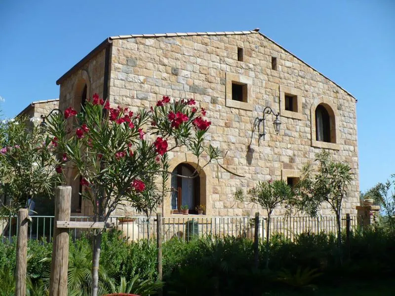 Facade/entrance in Turismo Rurale Cefalù
