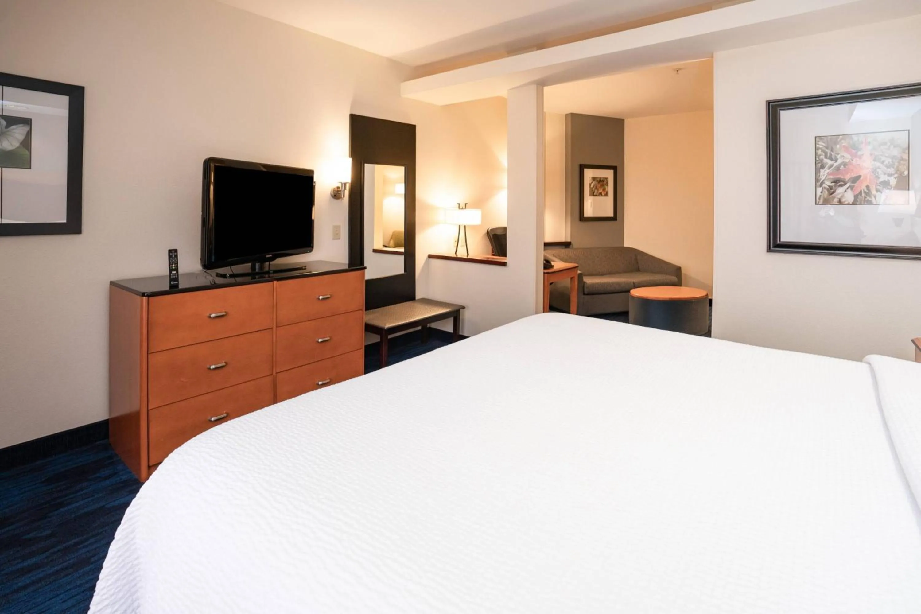 Bedroom, Bed in Fairfield Inn & Suites by Marriott Grand Island