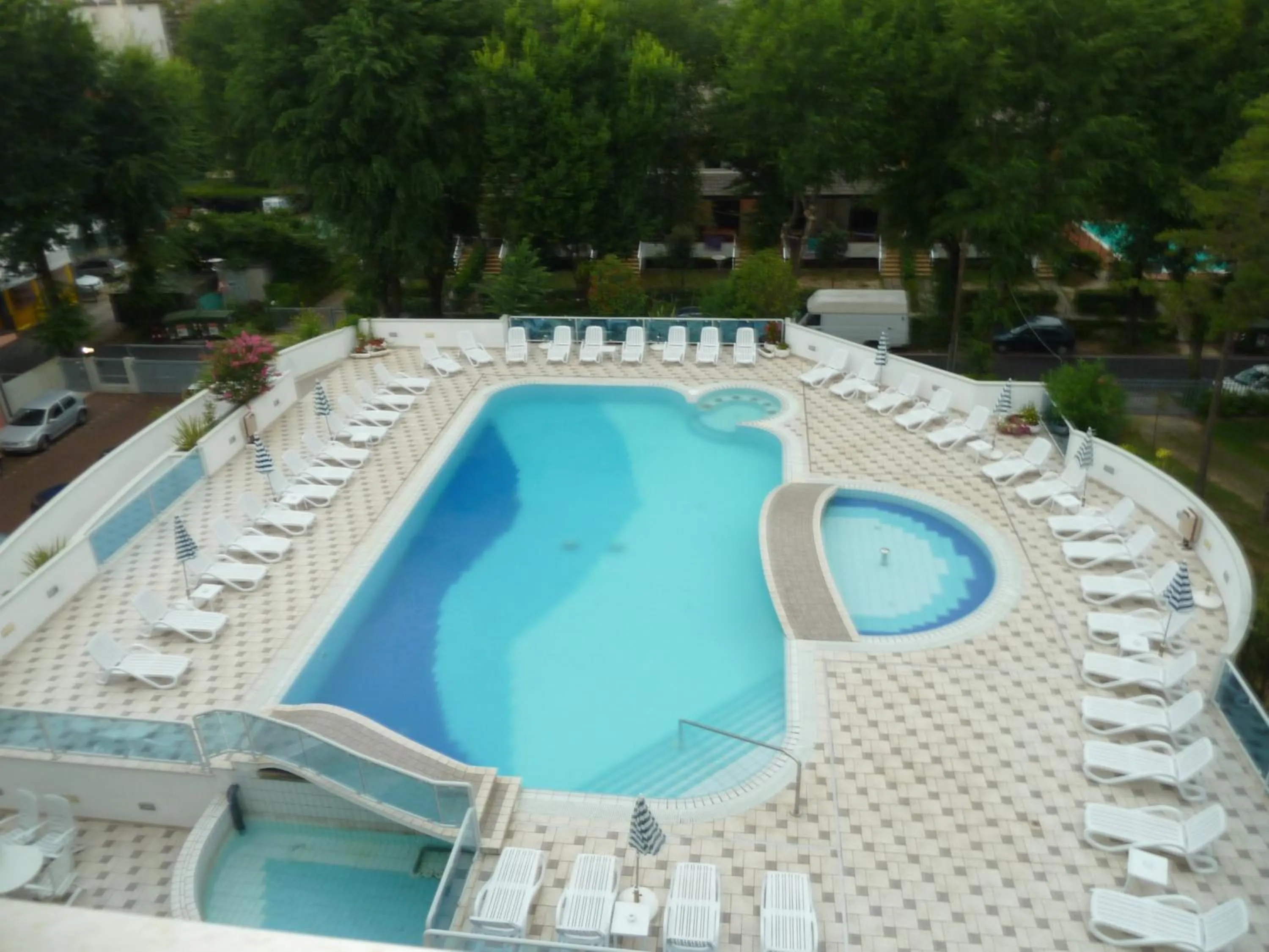 Swimming pool in Hotel Firenze
