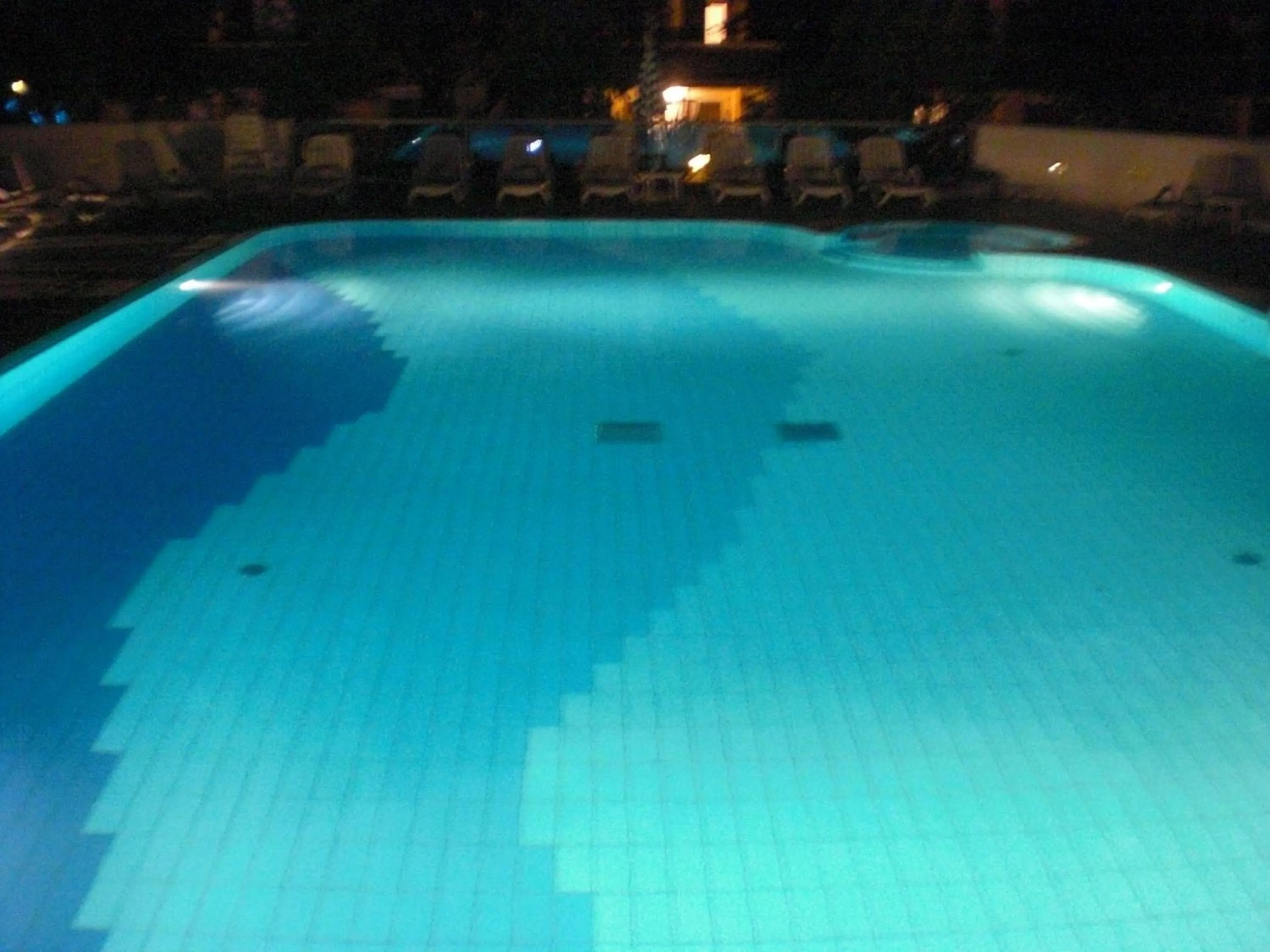 Swimming pool in Hotel Firenze