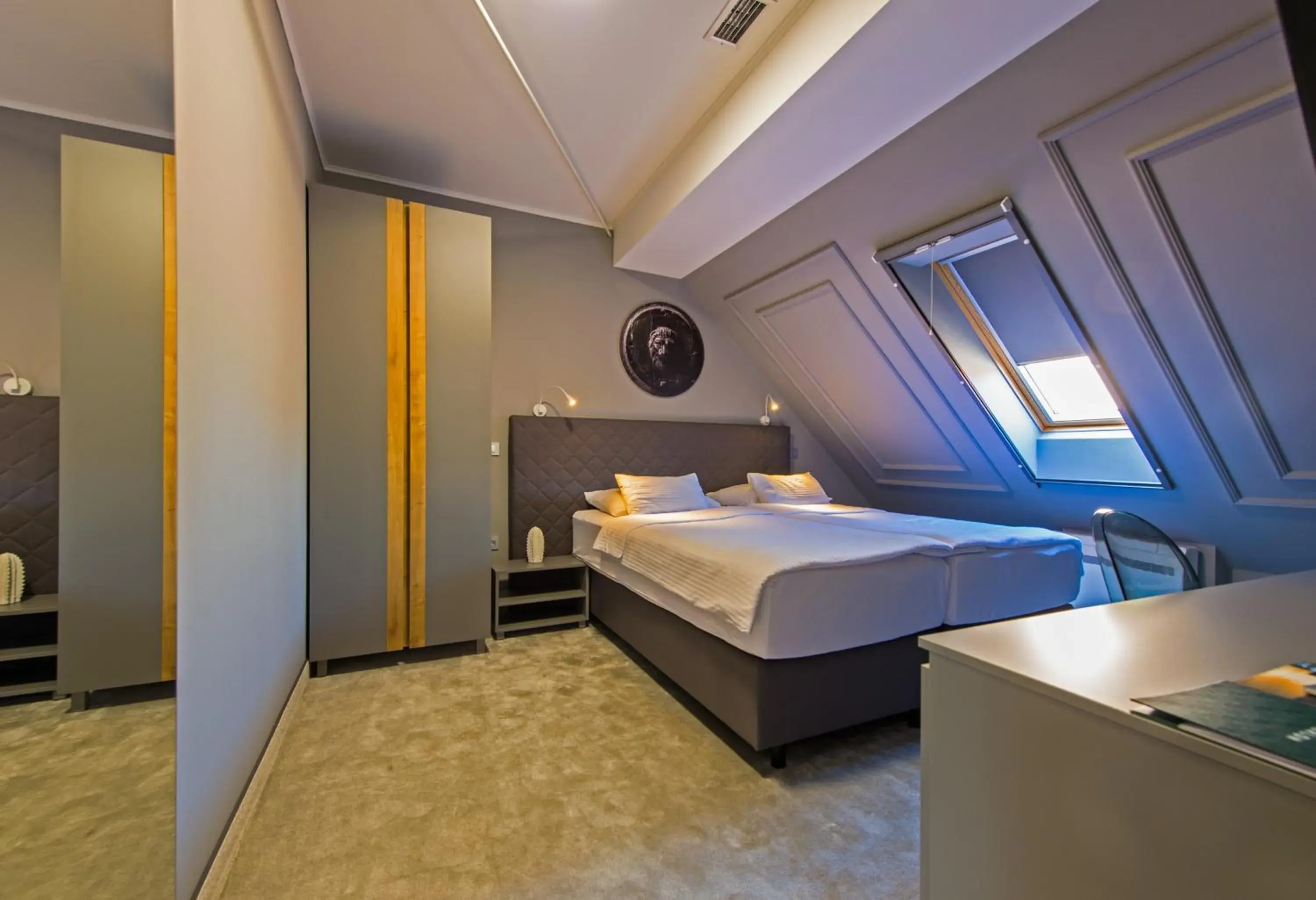 Large Single Room - single occupancy in Sobe Merlon Large Single Room - single occupancy in Sobe Merlon