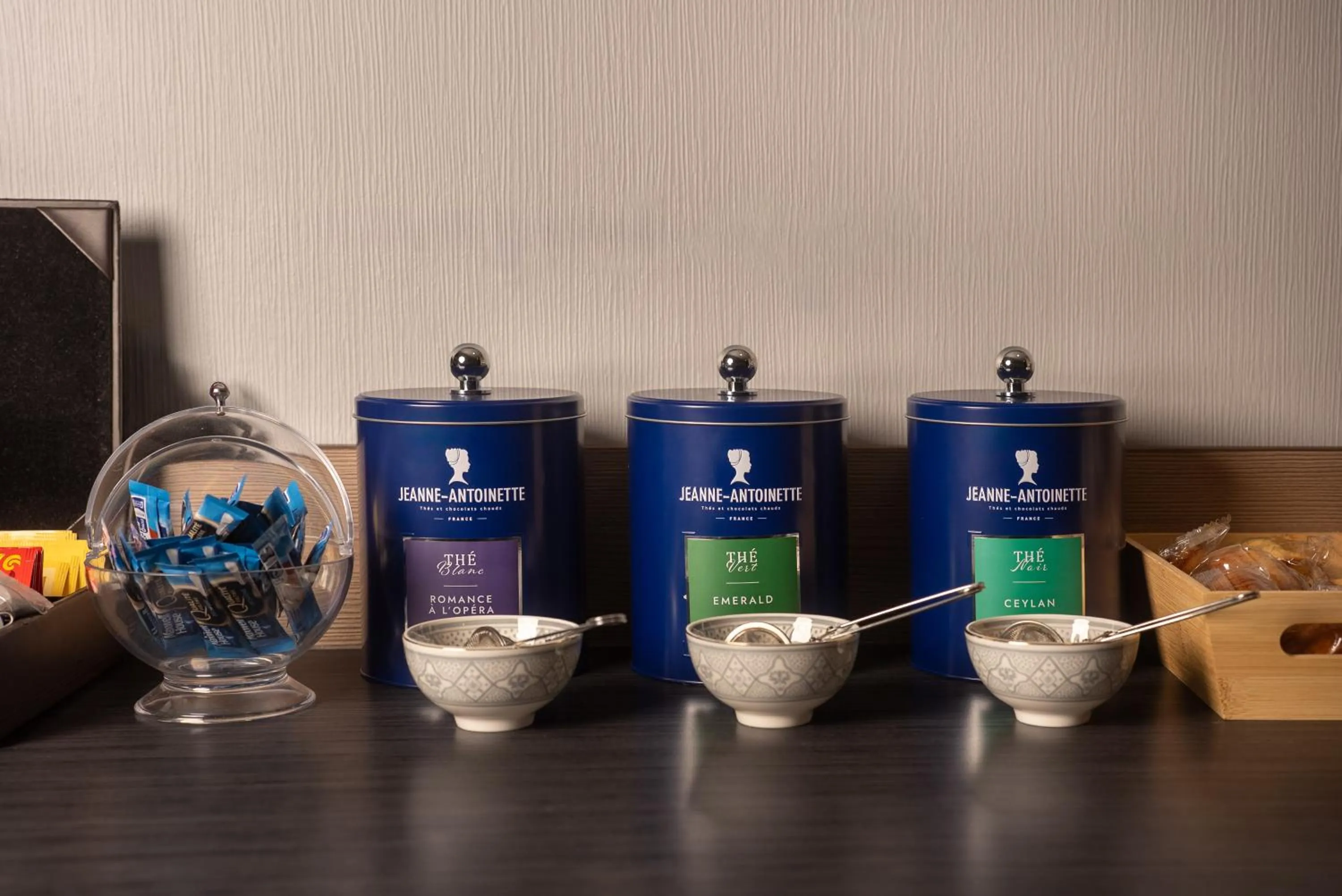 Breakfast in Alezan Hôtel & Résidence