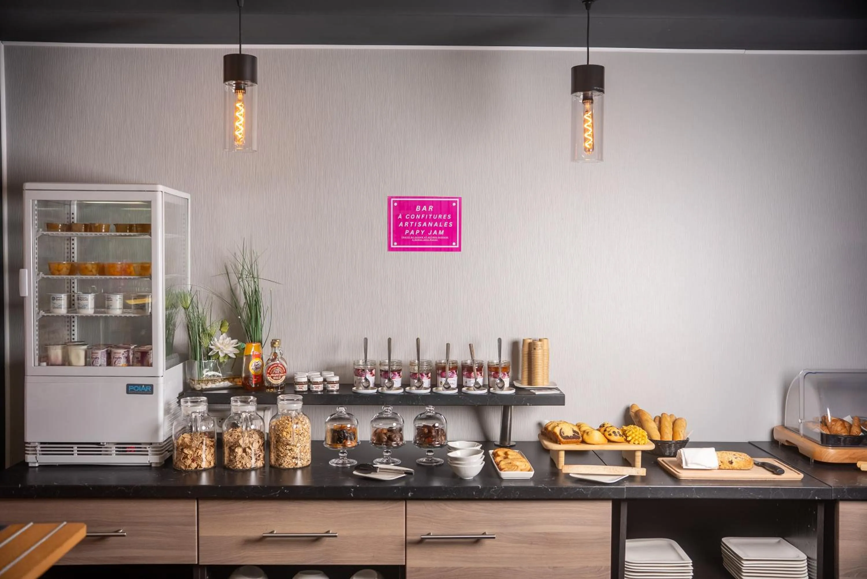 Breakfast in Alezan Hôtel & Résidence