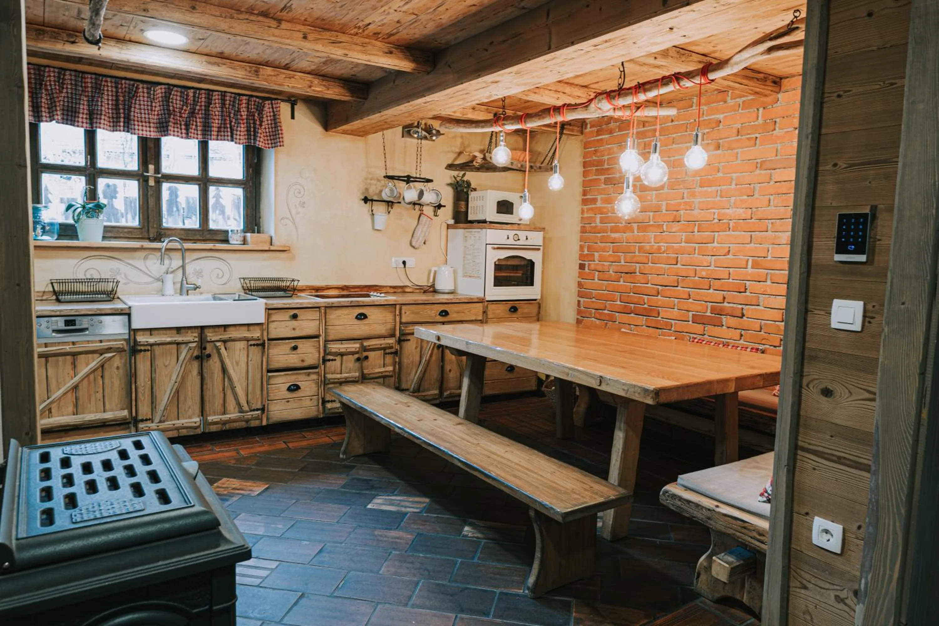 Hostel Lukna