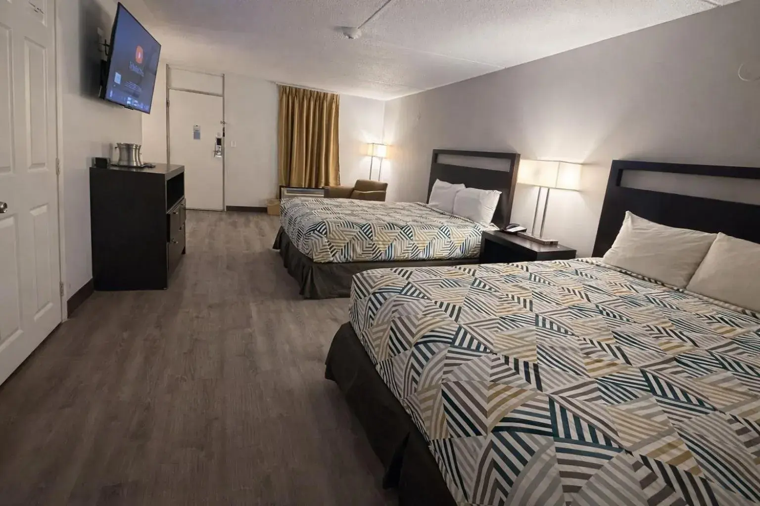 Bedroom, Bed in Motel 6 Sherman, TX Bedroom, Bed in Motel 6 Sherman, TX