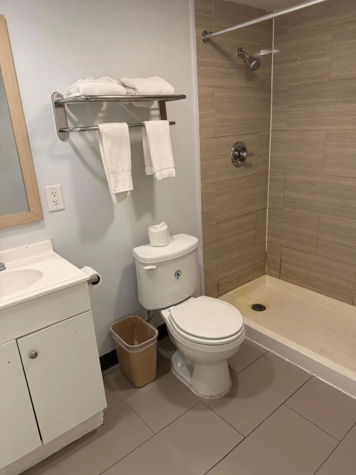 Shower in Motel 6 Sherman, TX