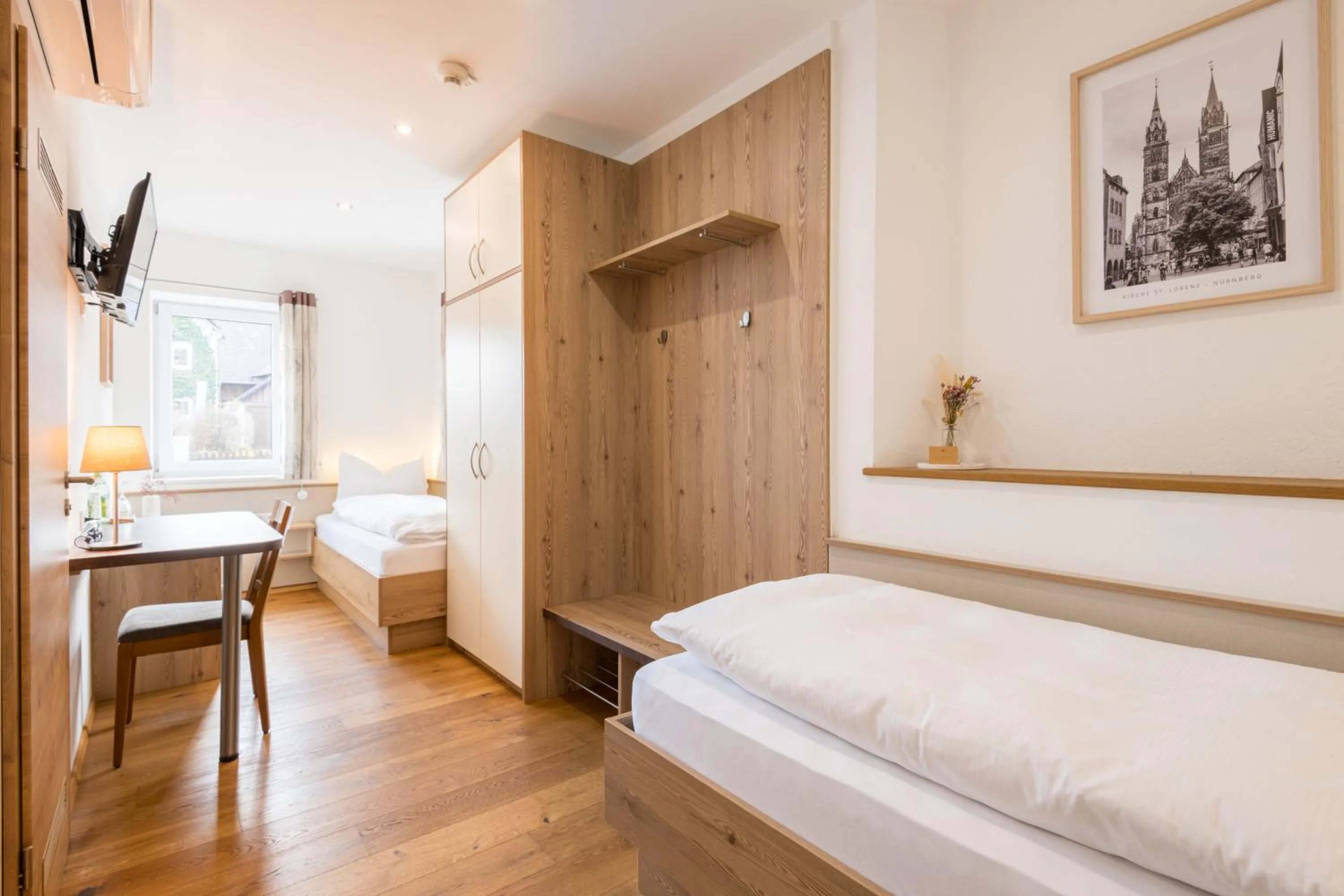 Twin Room with Shower - single occupancy in Pension Zum Schrammel