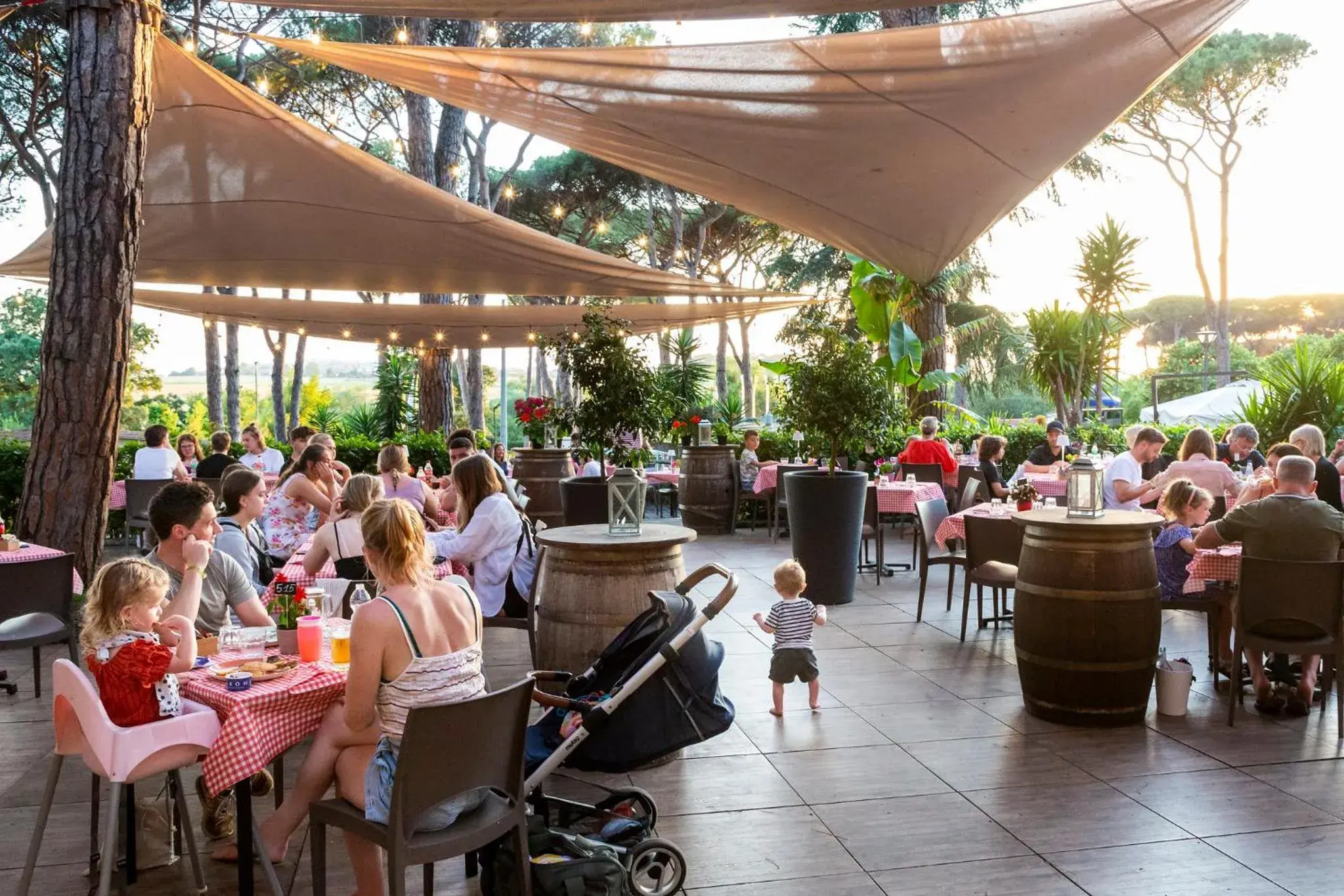 Restaurant/places to eat in Fabulous village Restaurant/places to eat in Fabulous village