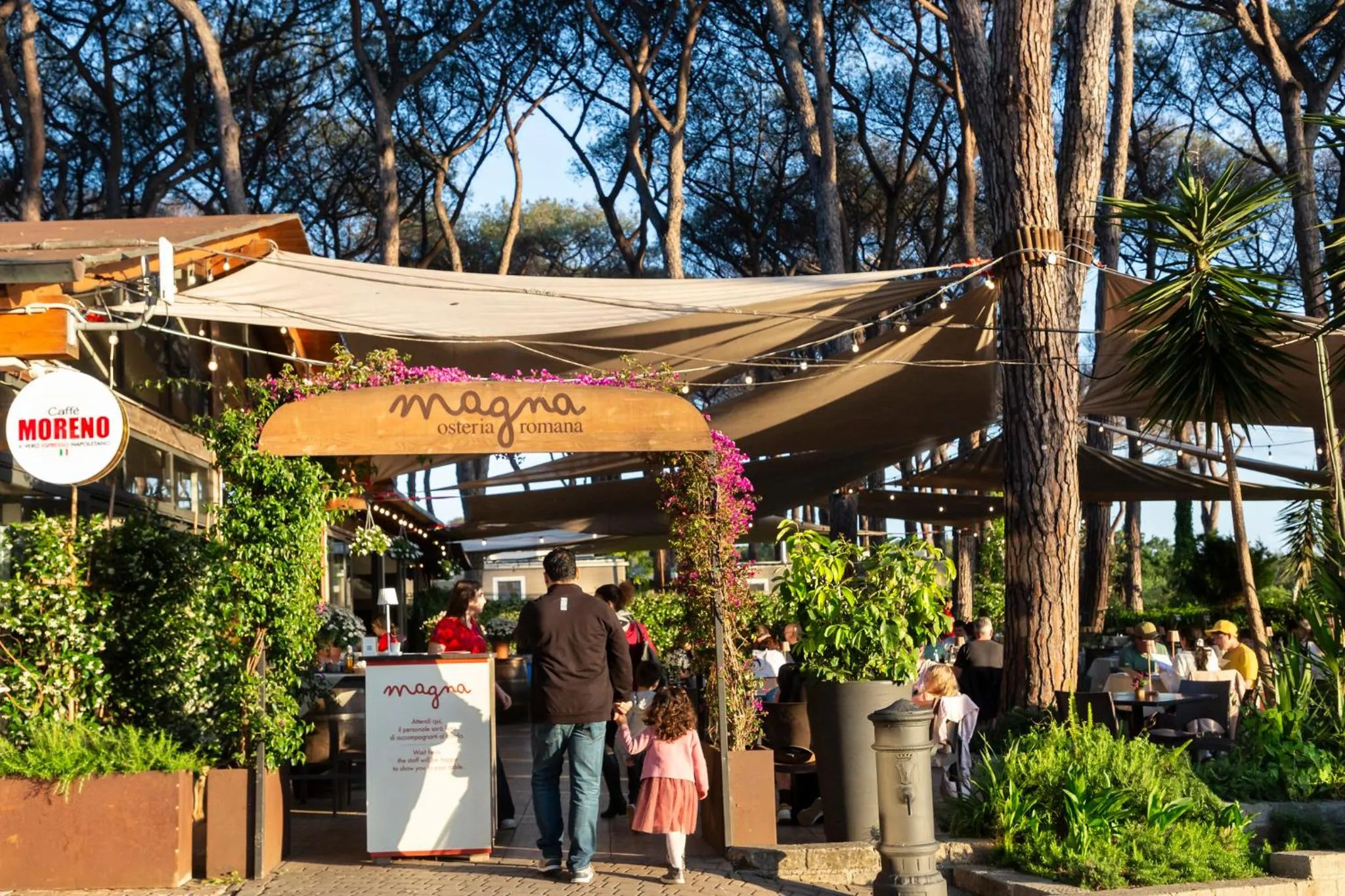 Restaurant/places to eat in Fabulous village