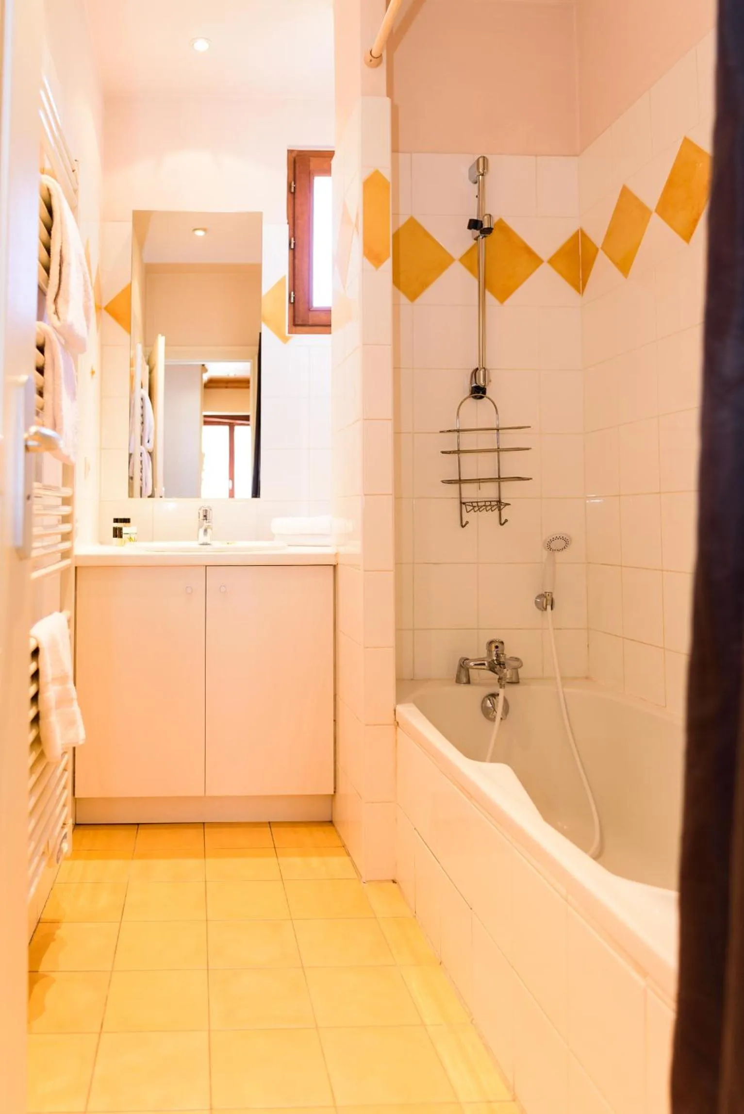 Bathroom in Les Z'hirondelles