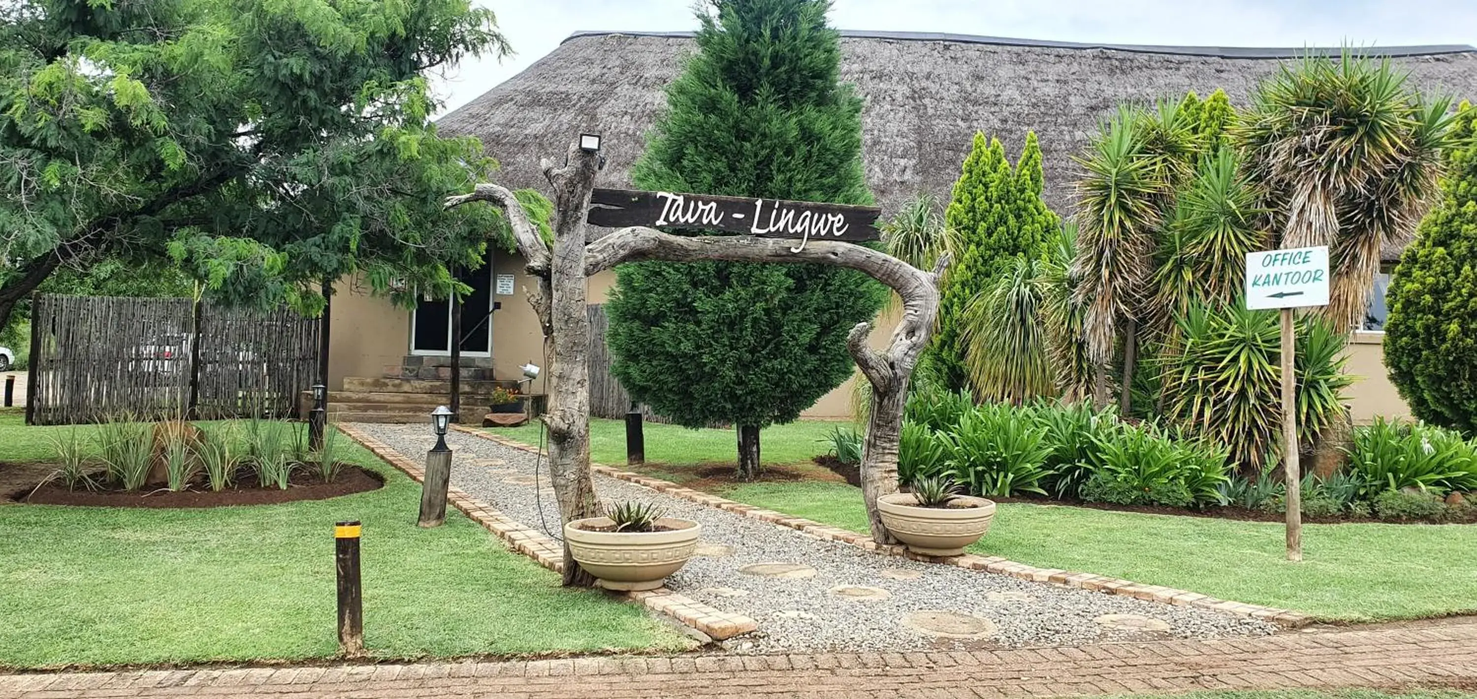 Tava Lingwe Game Lodge & Wedding Venue Tava Lingwe Game Lodge & Wedding Venue