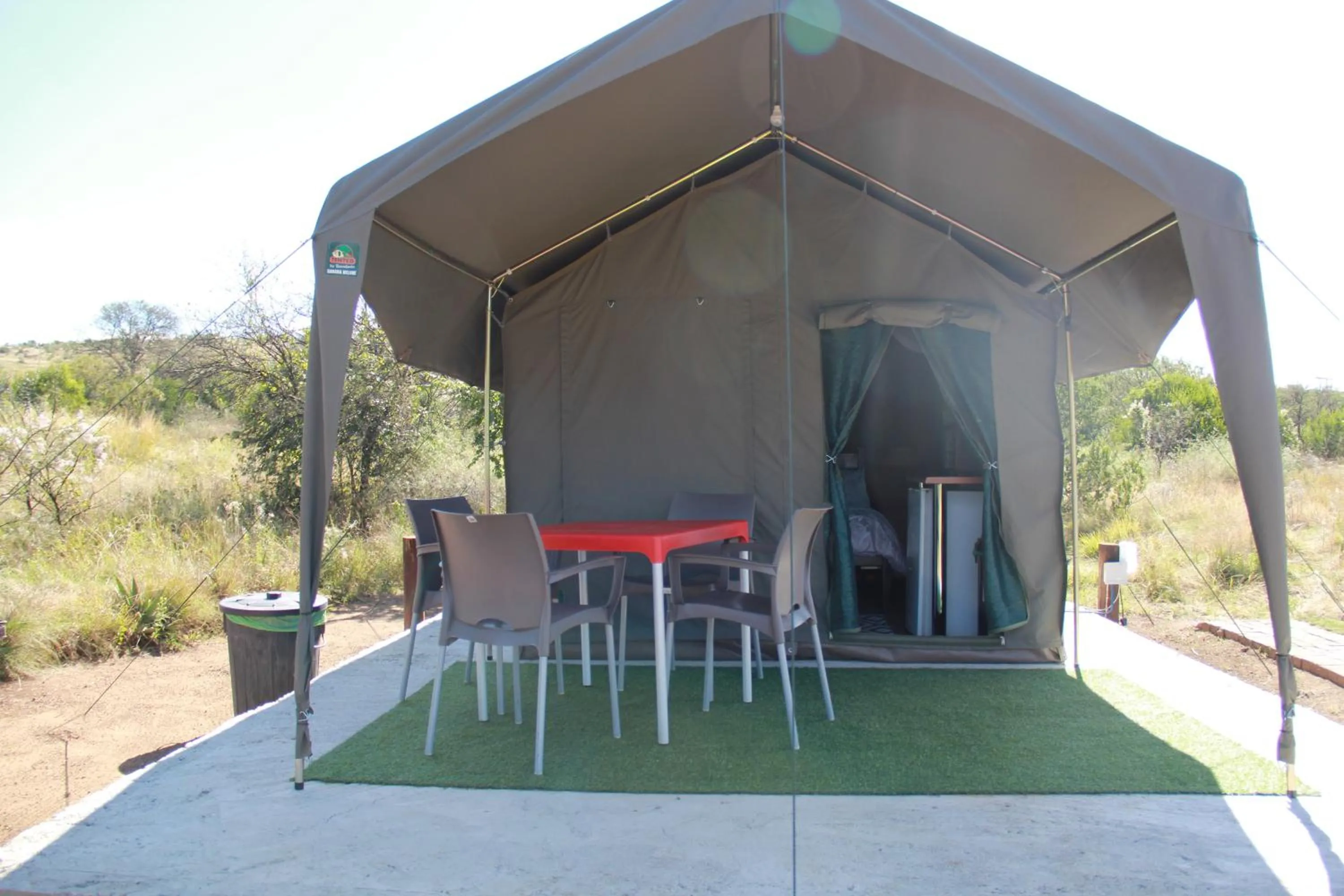 Patio in Tava Lingwe Game Lodge & Wedding Venue