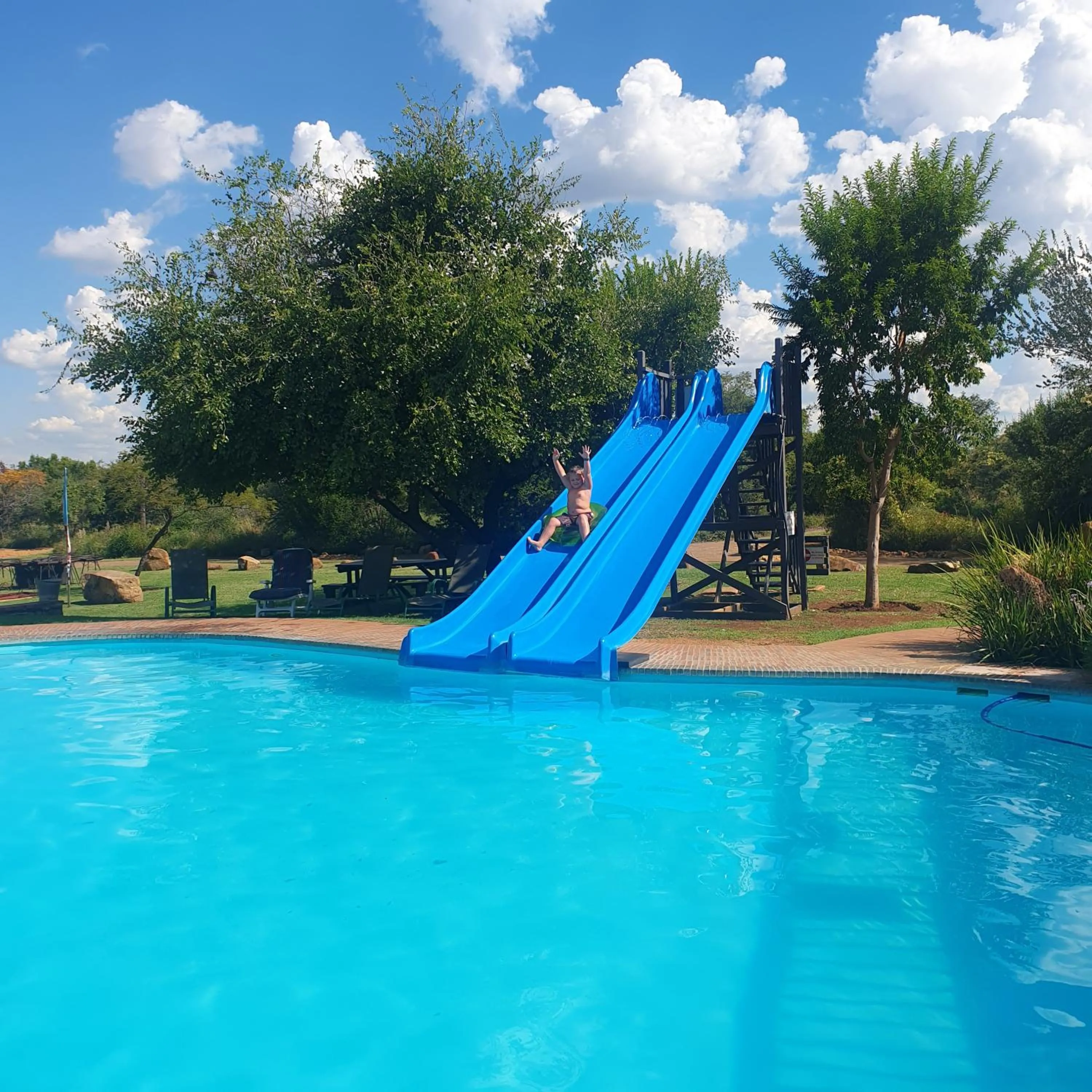 Swimming pool in Tava Lingwe Game Lodge & Wedding Venue