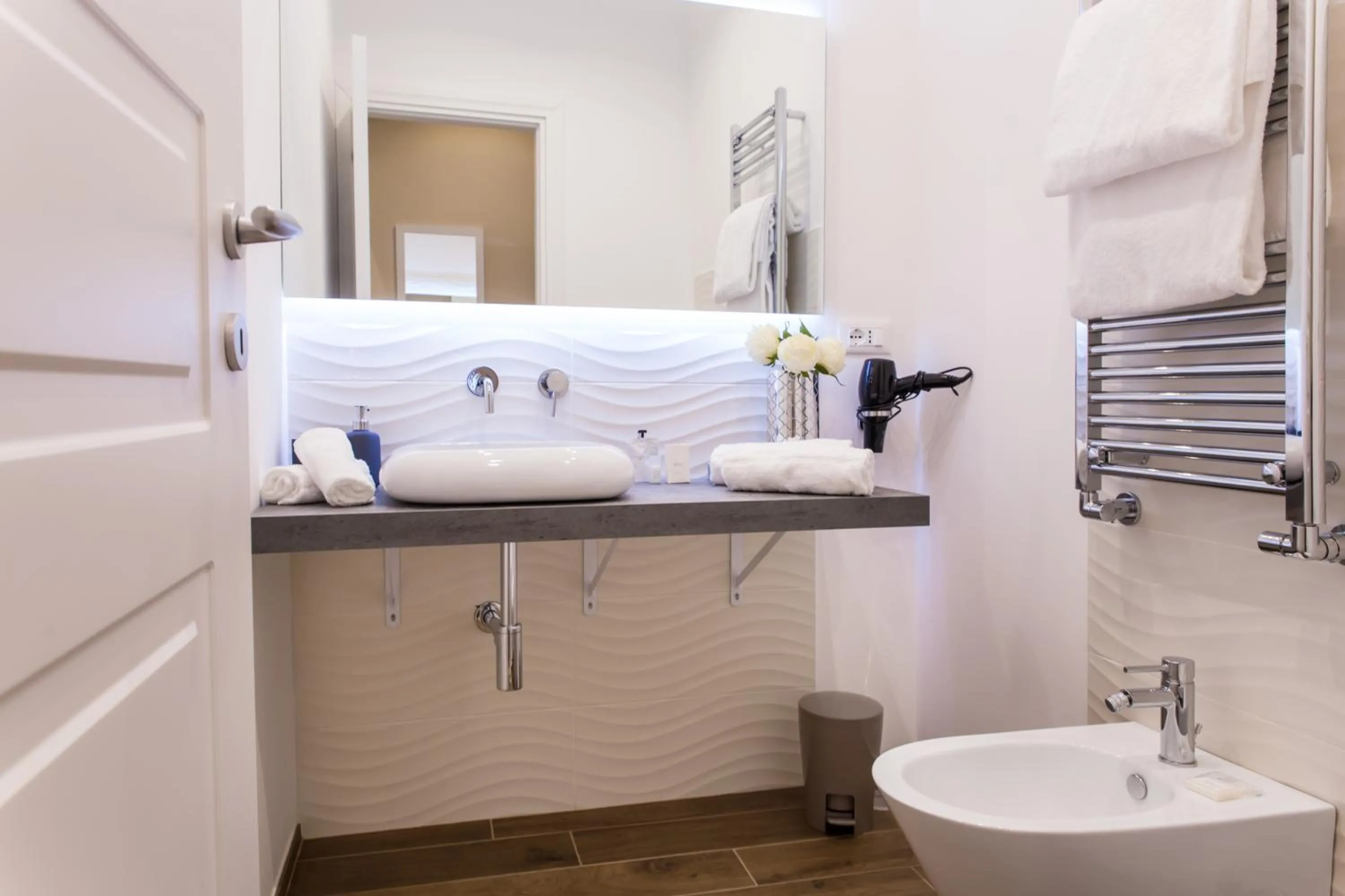 Bathroom in Nazionale Palace Suites