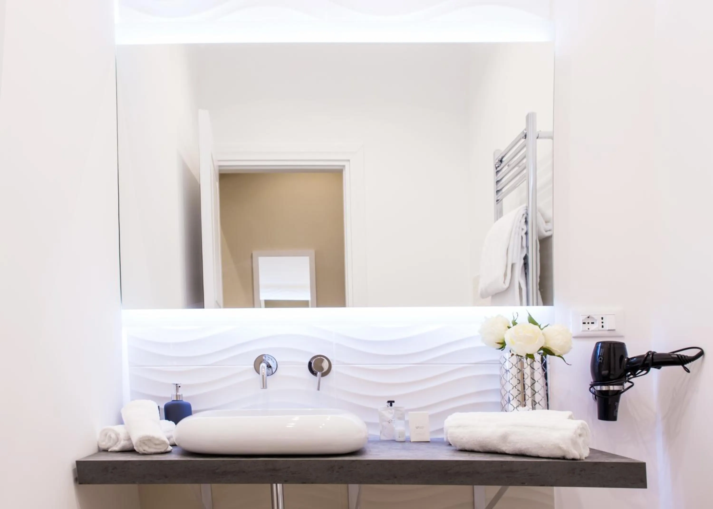 Bathroom in Nazionale Palace Suites
