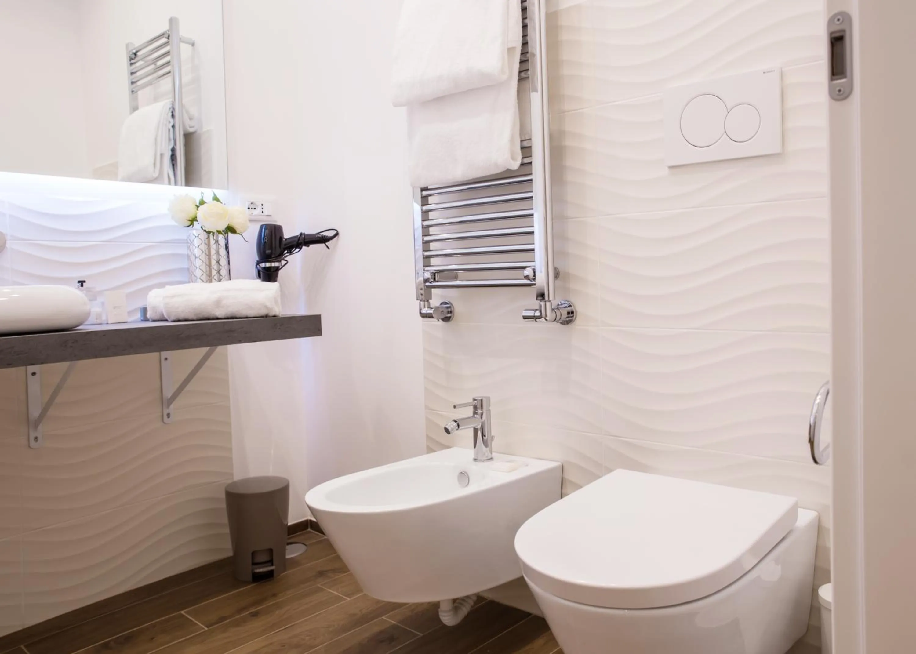 Bathroom in Nazionale Palace Suites
