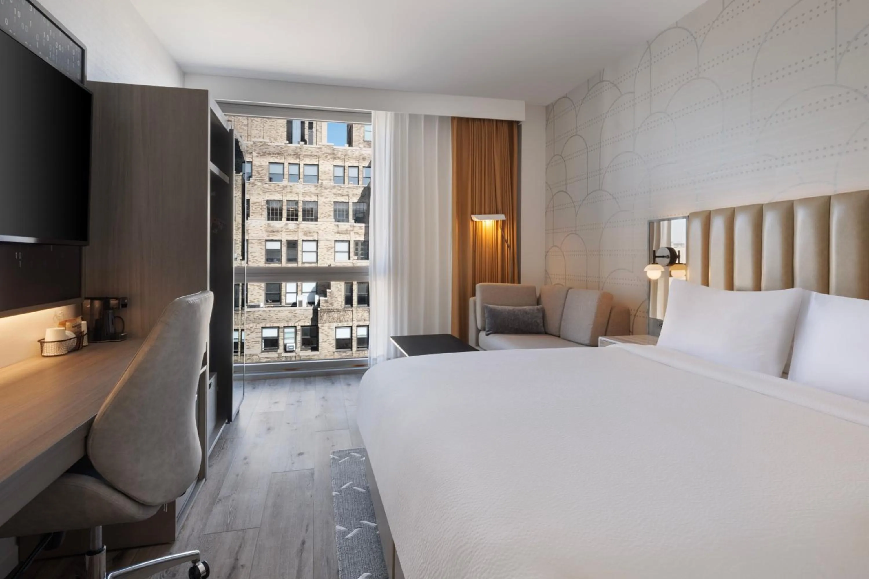 Photo of the whole room, Bed in Courtyard by Marriott New York Manhattan / Soho