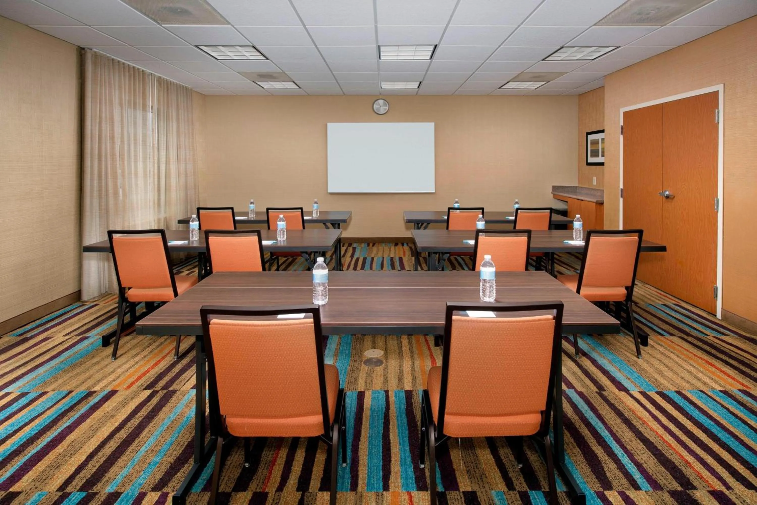 Meeting/conference room in Fairfield Inn & Suites Germantown Gaithersburg