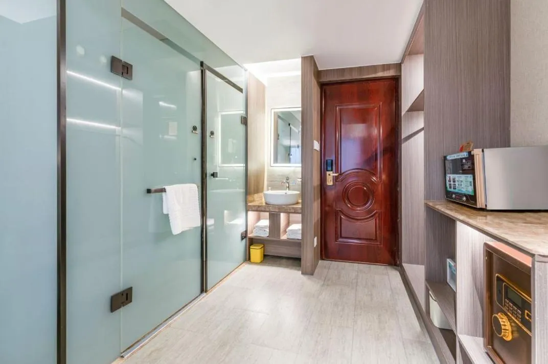 Jinan Yuquan Simpson Hotel