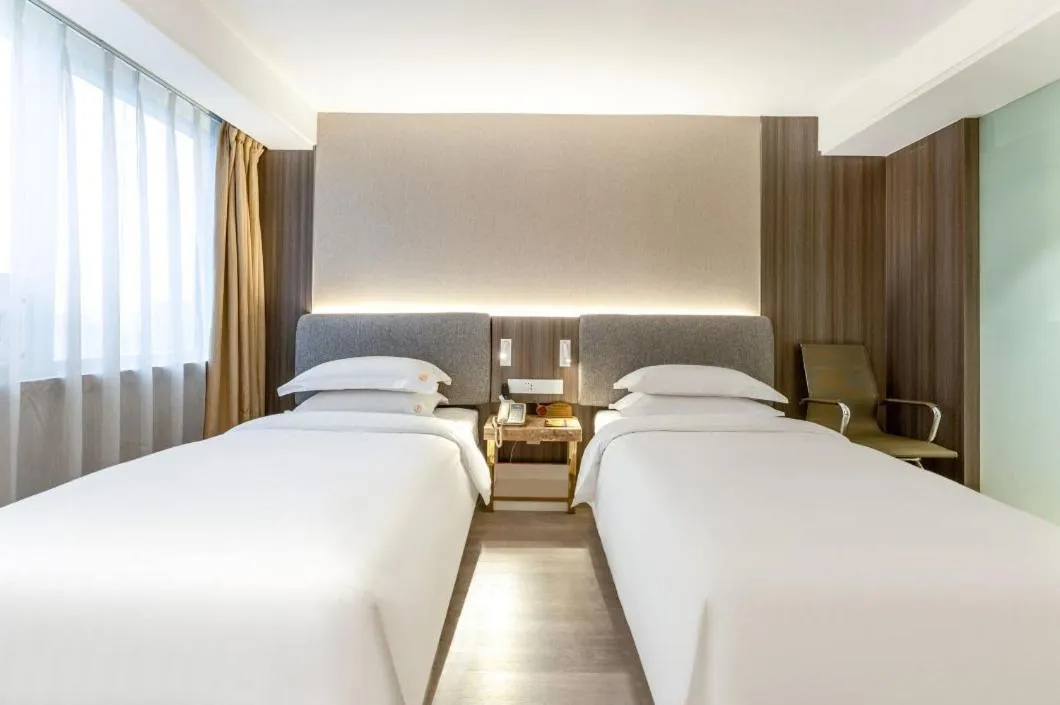 Jinan Yuquan Simpson Hotel