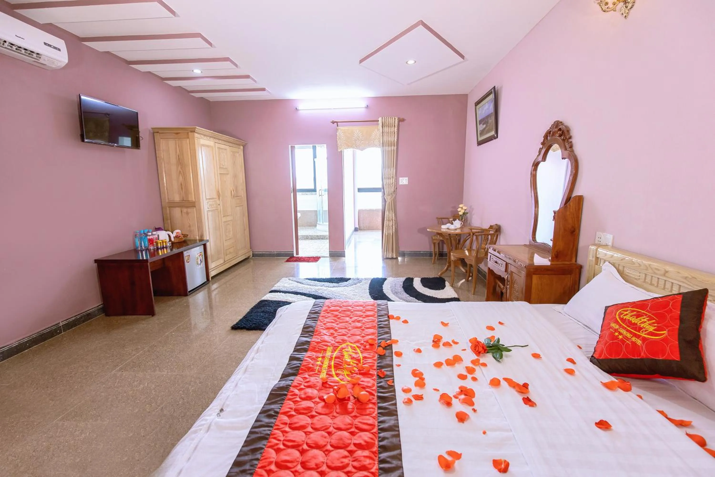 Bed in Sai Gon Dak Nong Hotel