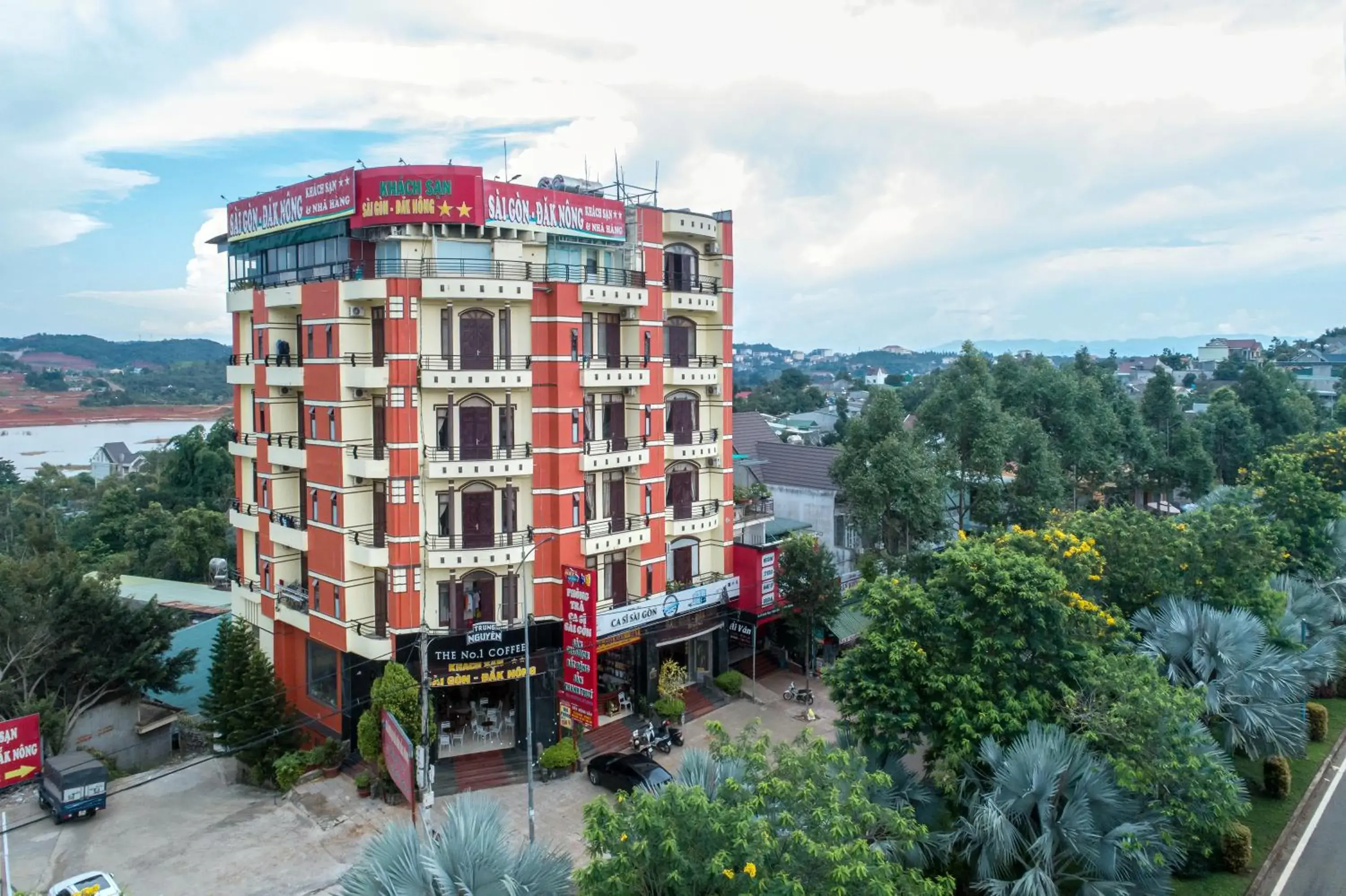 Property building in Sai Gon Dak Nong Hotel Property building in Sai Gon Dak Nong Hotel
