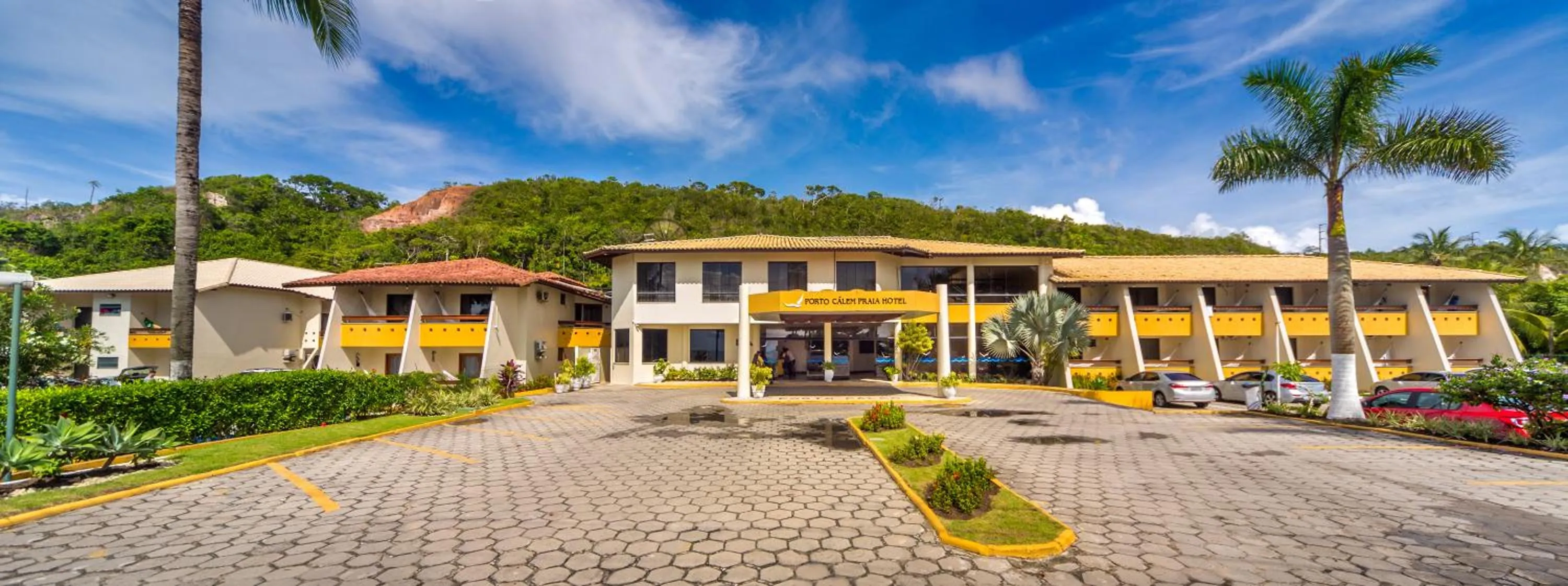 Facade/entrance in Porto Cálem Praia Hotel