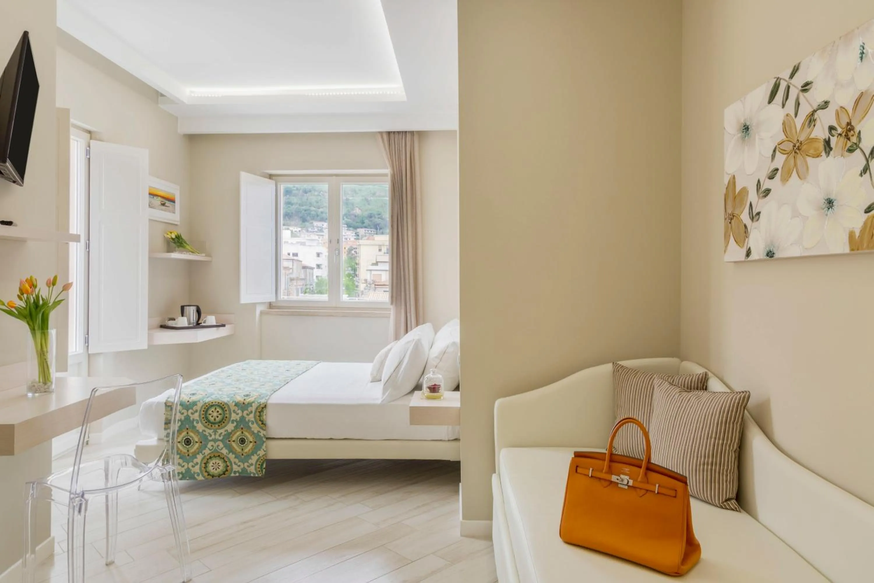 Bed in Townhouse Tropea