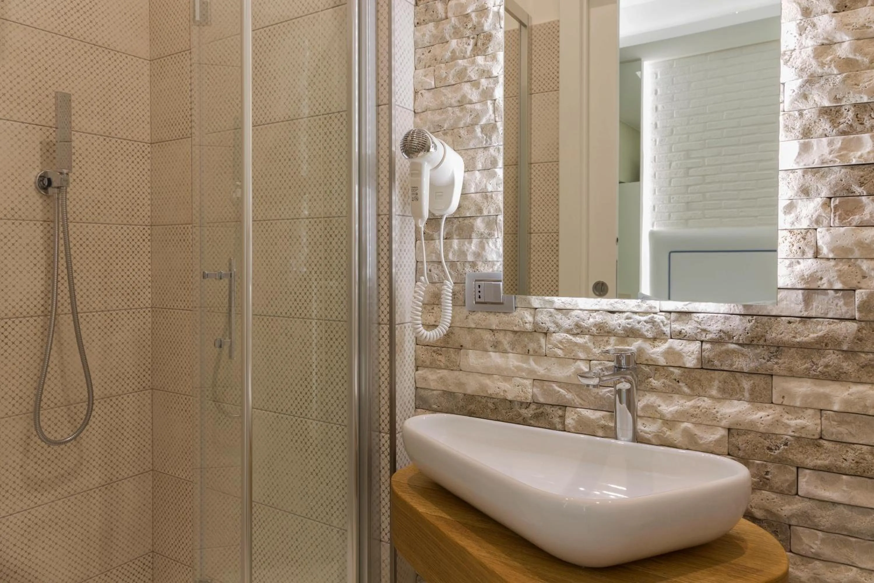 Bathroom in Townhouse Tropea