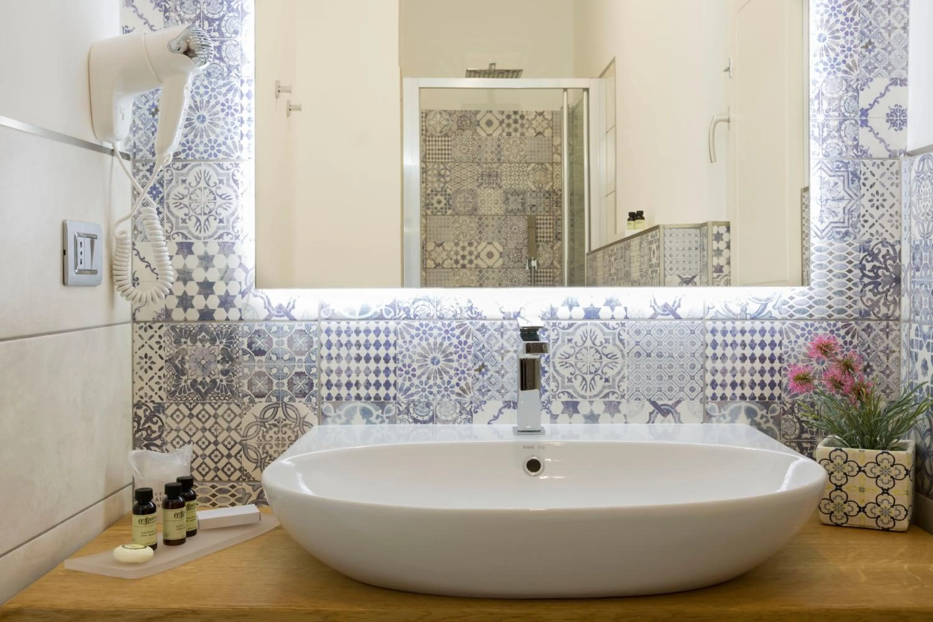 Bathroom in Townhouse Tropea