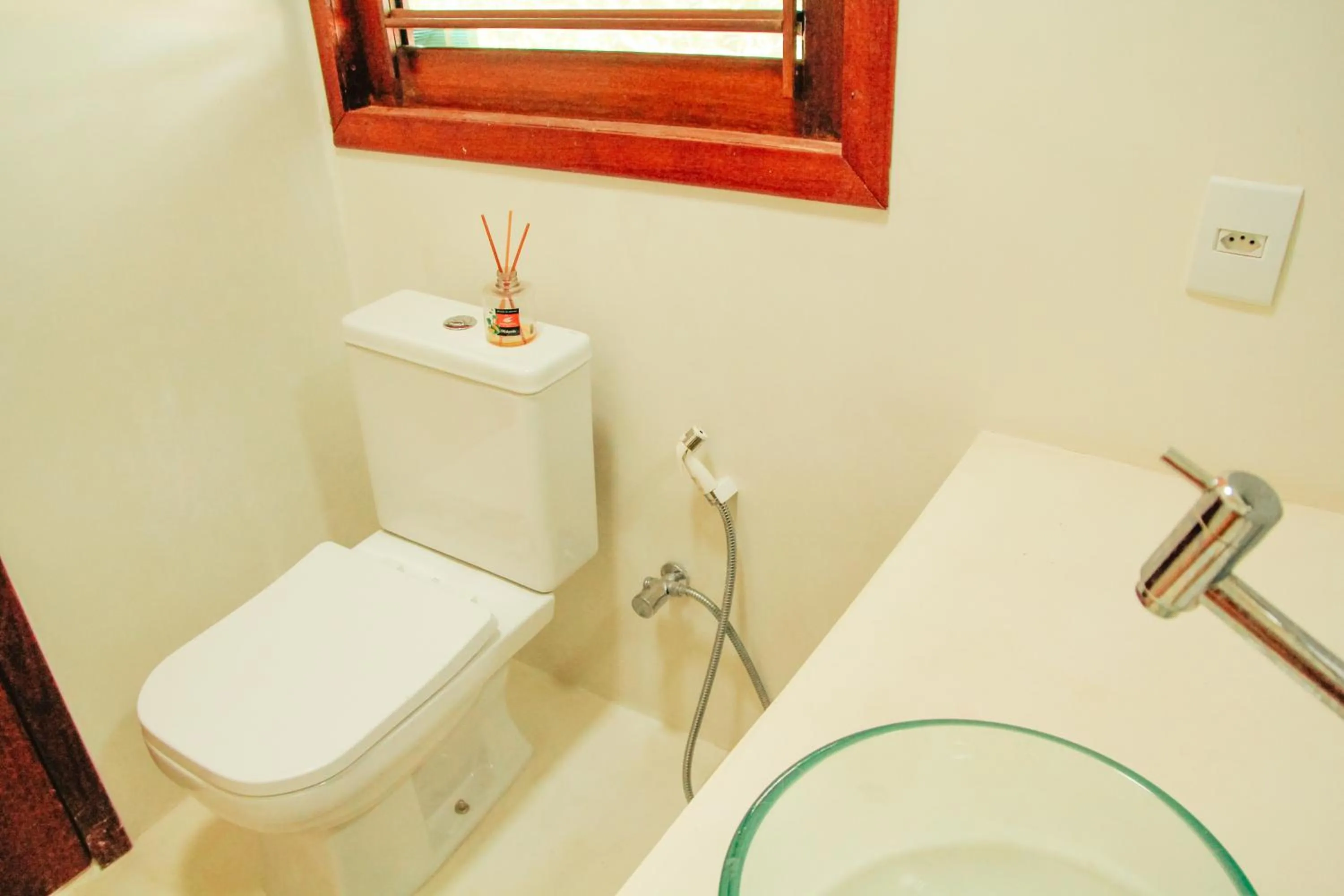 Toilet in Pipa Panorama Aparthotel