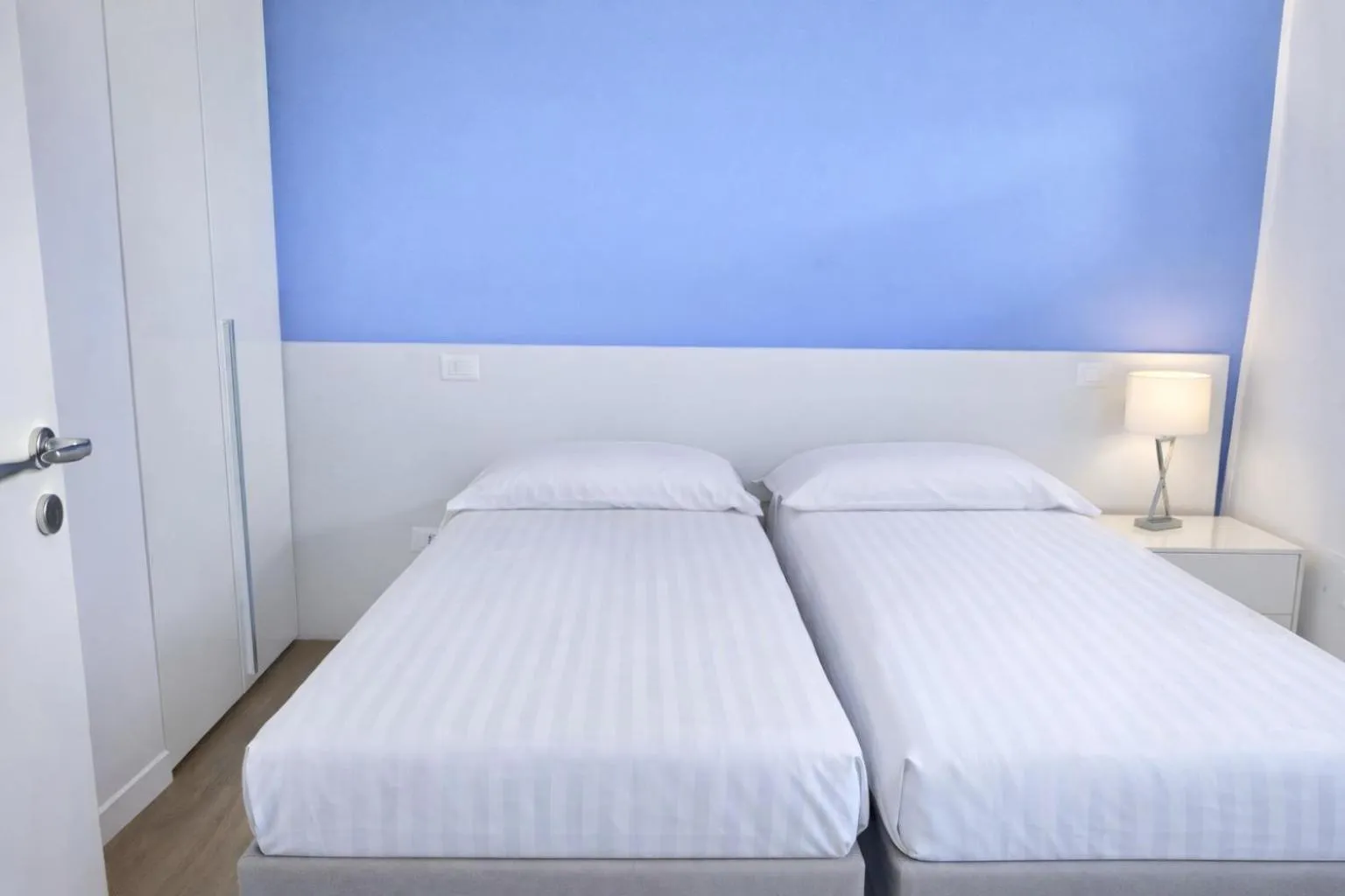 Bed in Isola Bella Infinity Suites