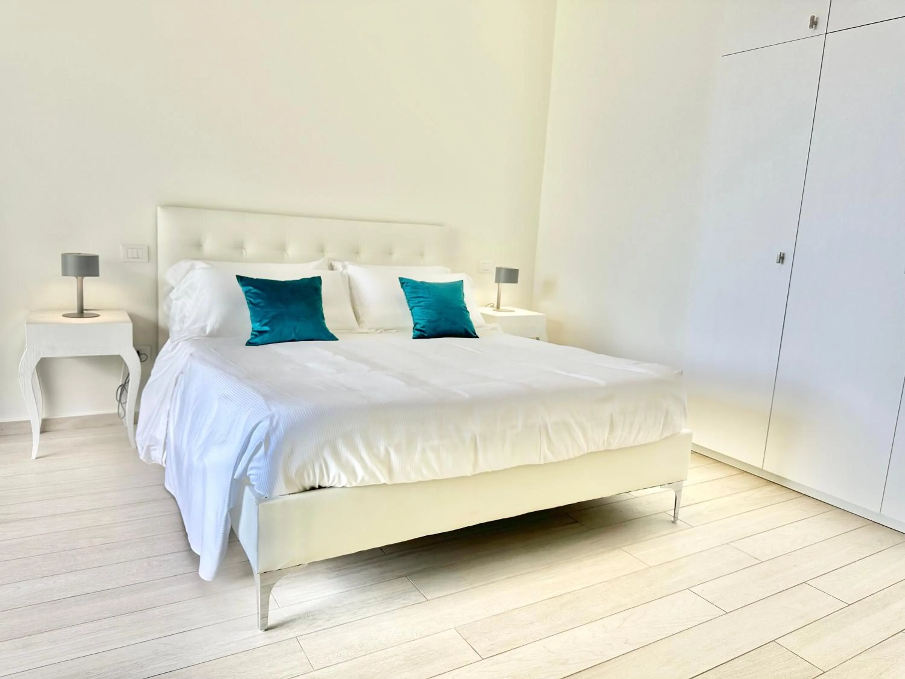 Bed in Isola Bella Infinity Suites