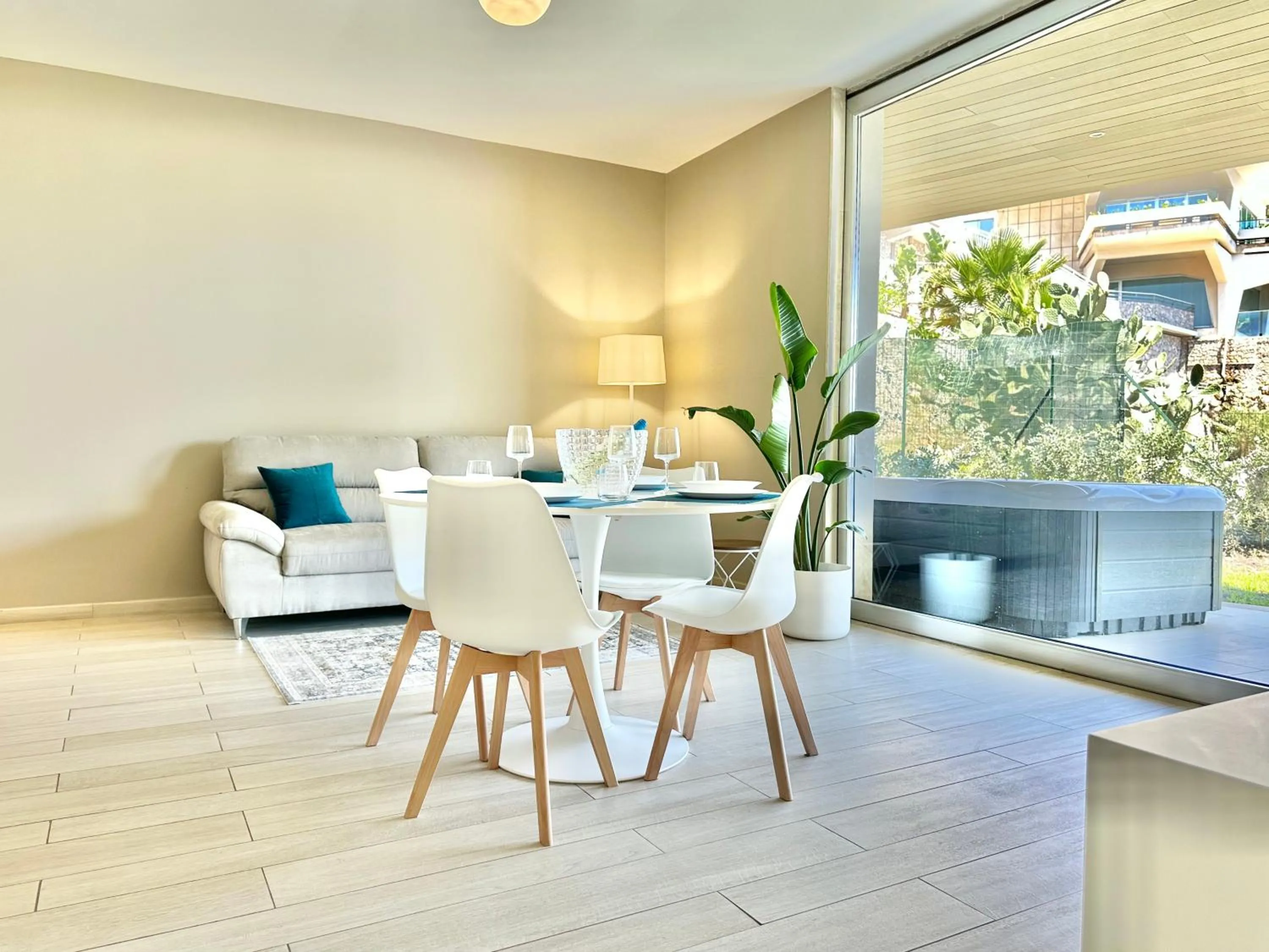 Isola Bella Infinity Suites