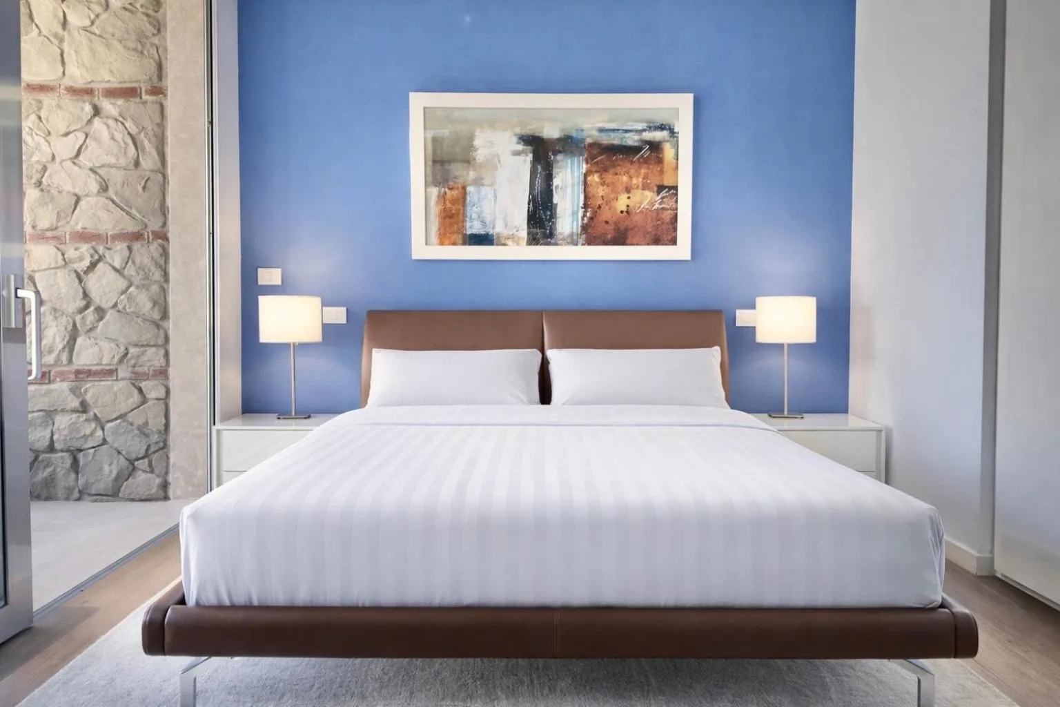 Bed in Isola Bella Infinity Suites