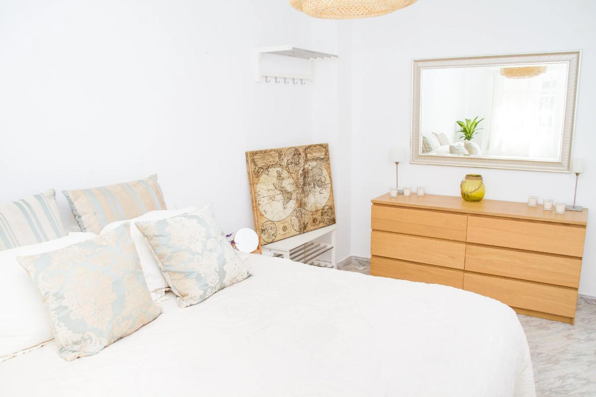 Bed in C57 - Spacious and Bright Apartment