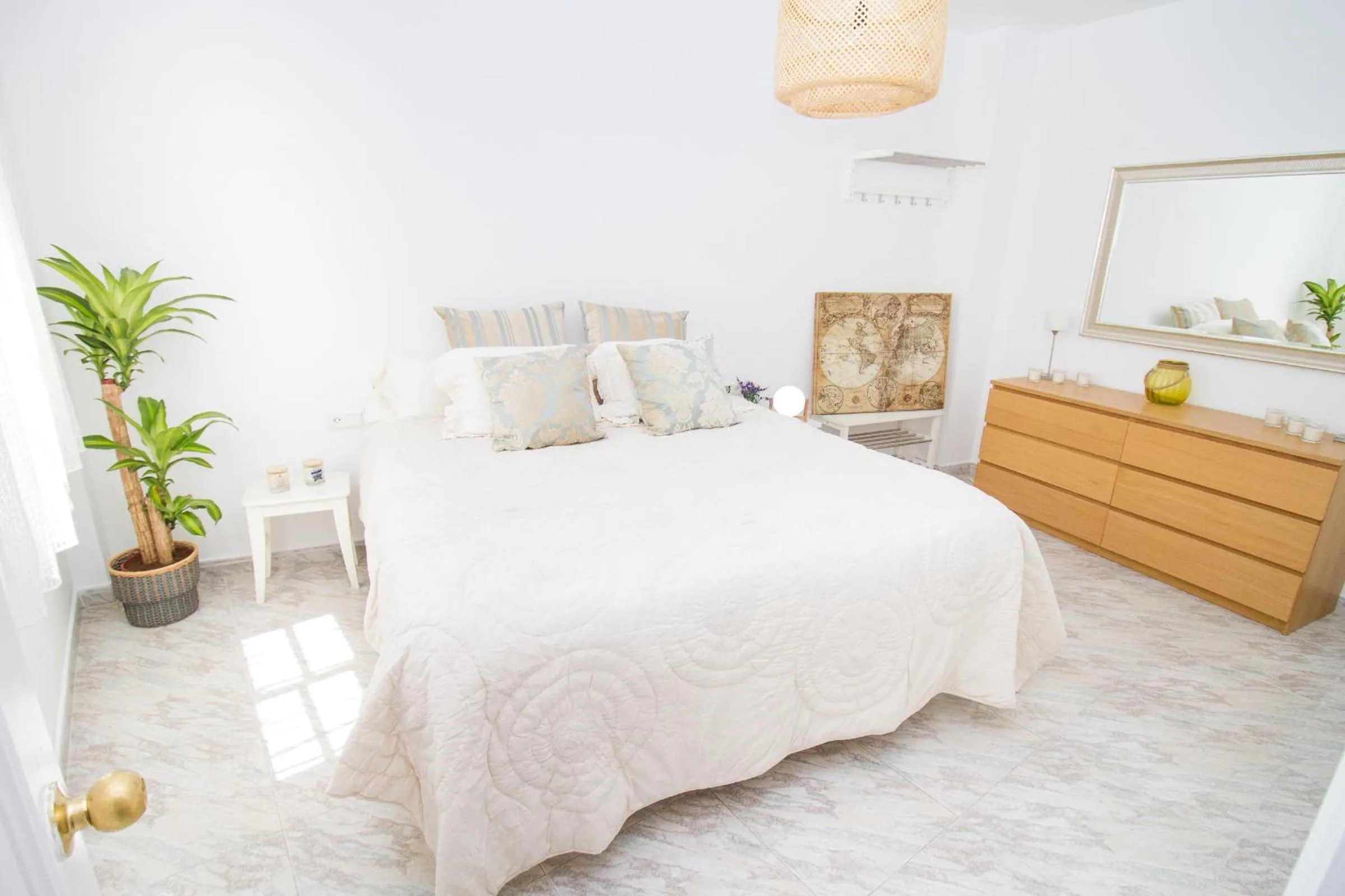Bed in C57 - Spacious and Bright Apartment
