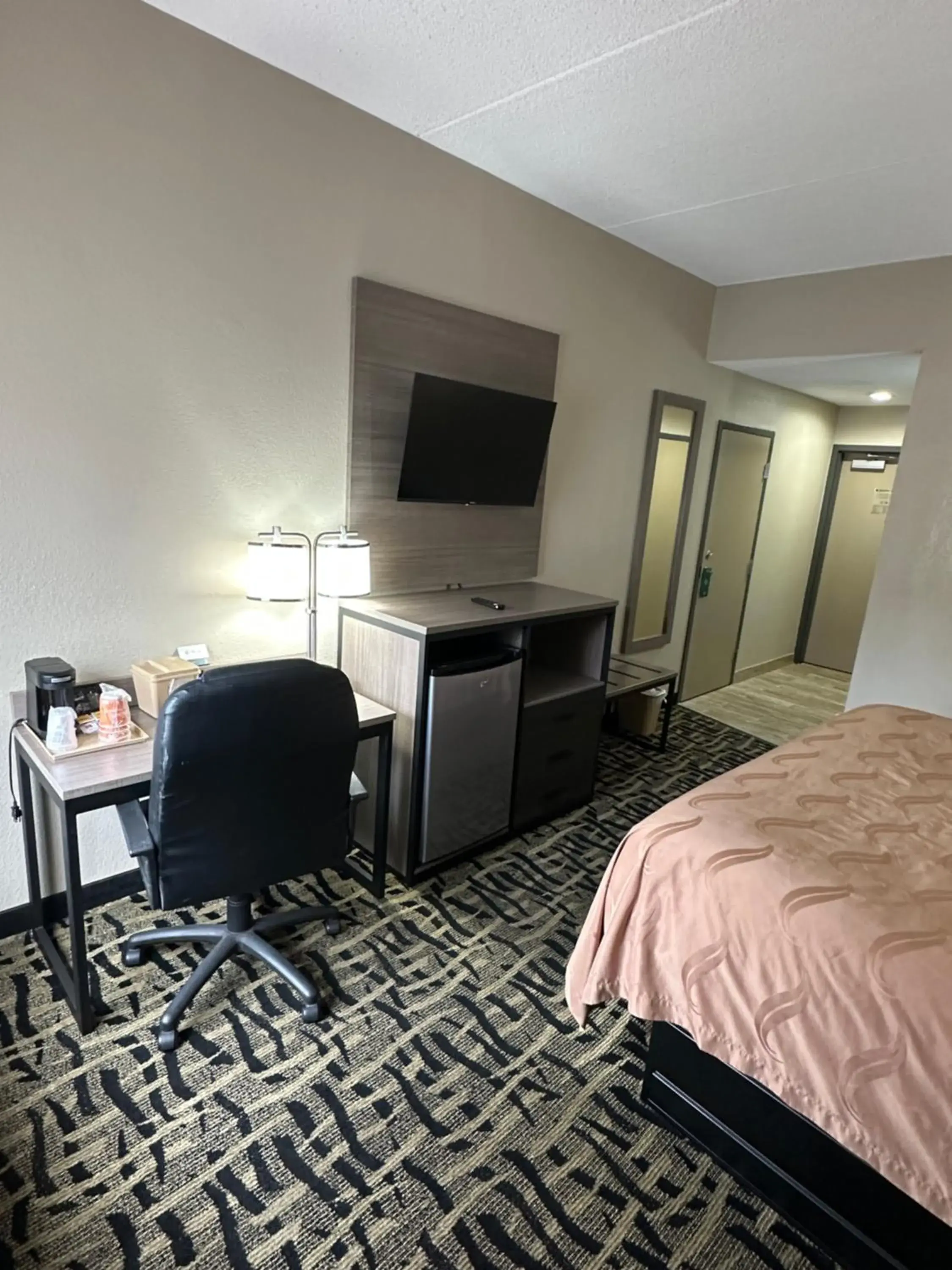 King Room - Disability Access/Non-Smoking in Quality Inn King Room - Disability Access/Non-Smoking in Quality Inn