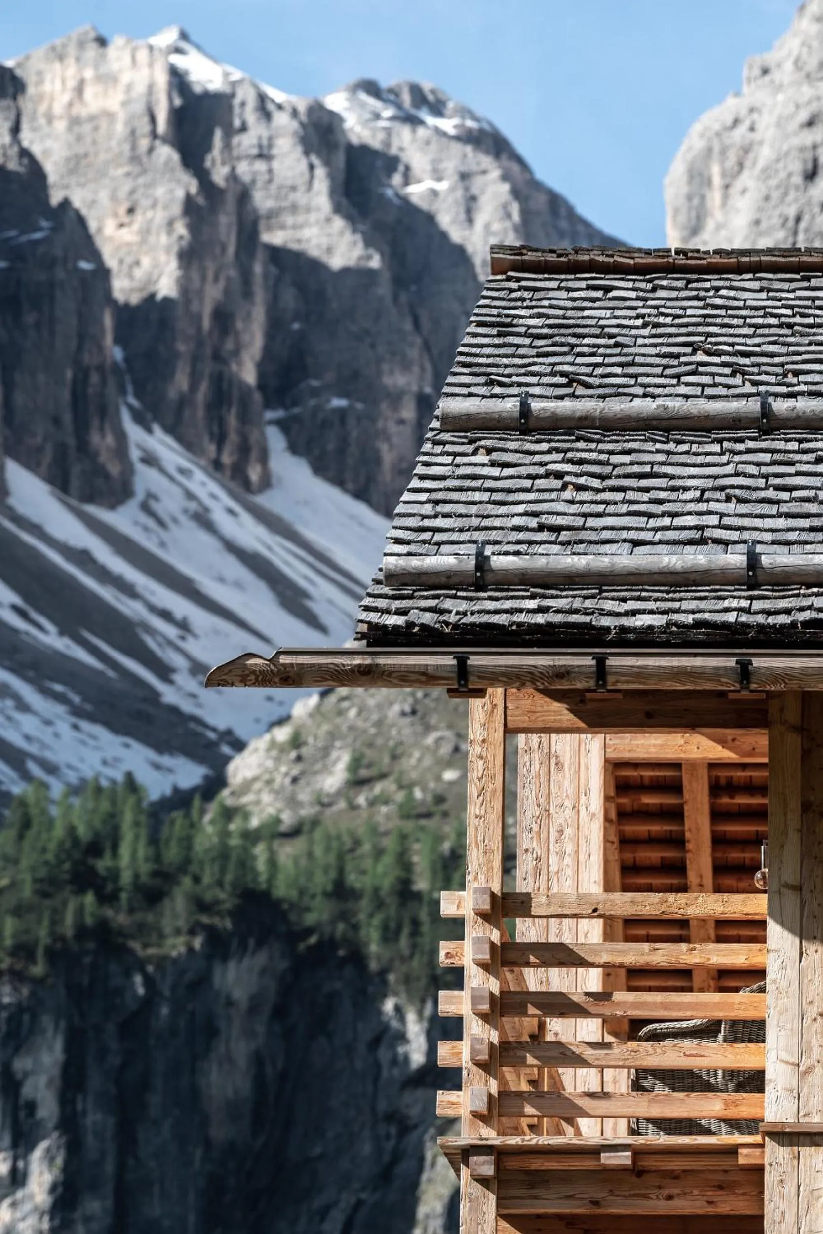 Property building in Chalet Cogolara