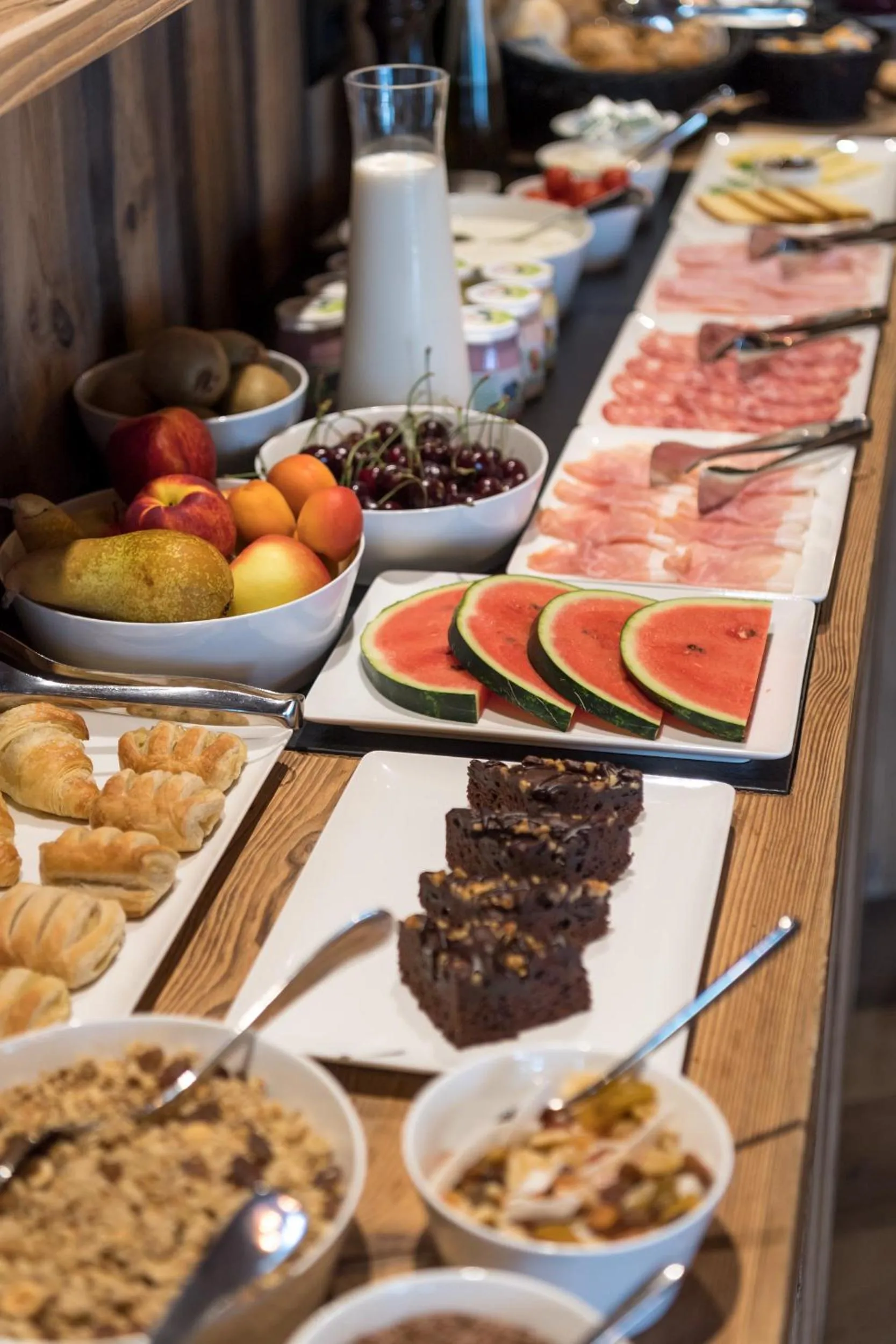 Food and drinks in Chalet Cogolara