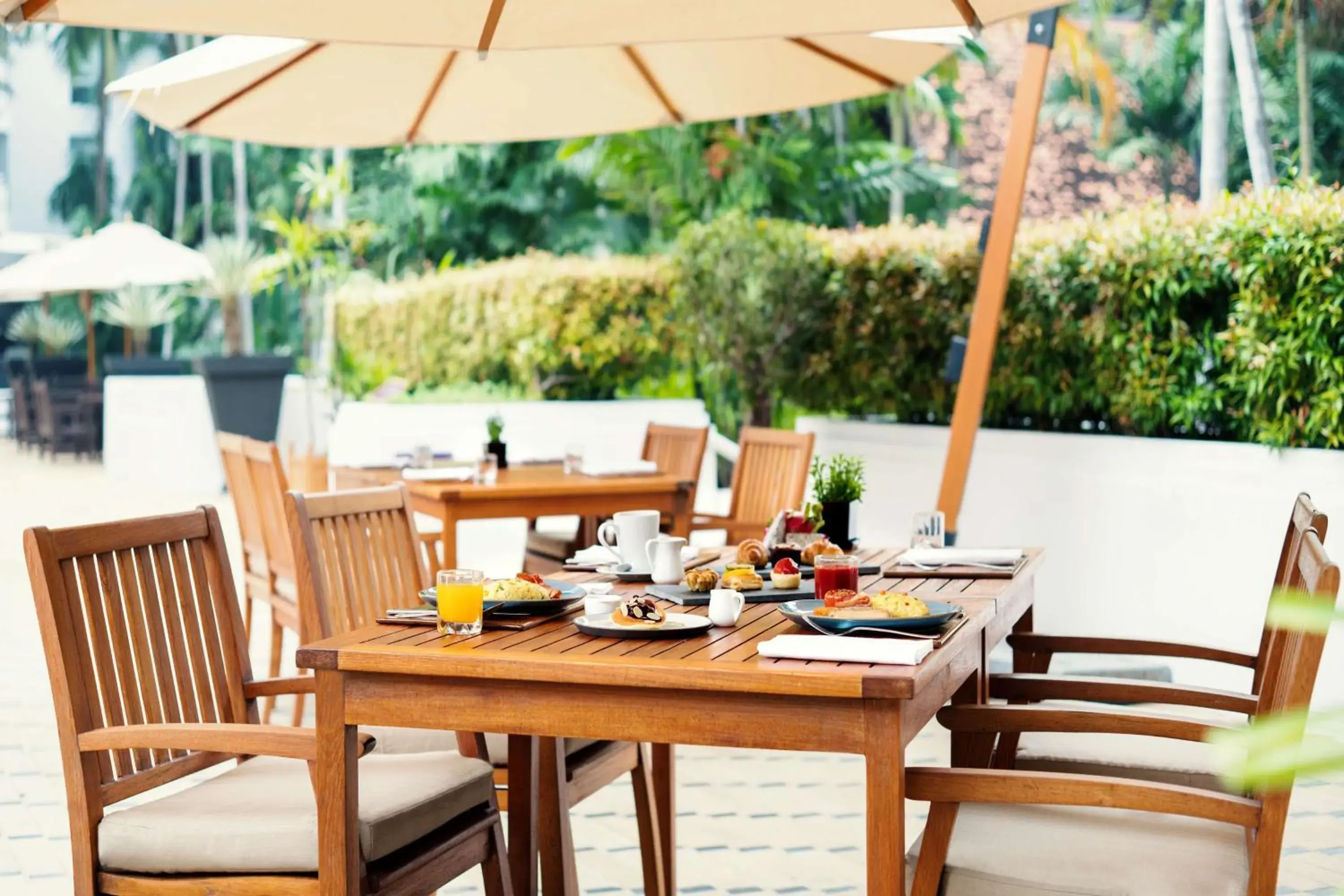 Food and drinks in Avani Pattaya Resort Food and drinks in Avani Pattaya Resort