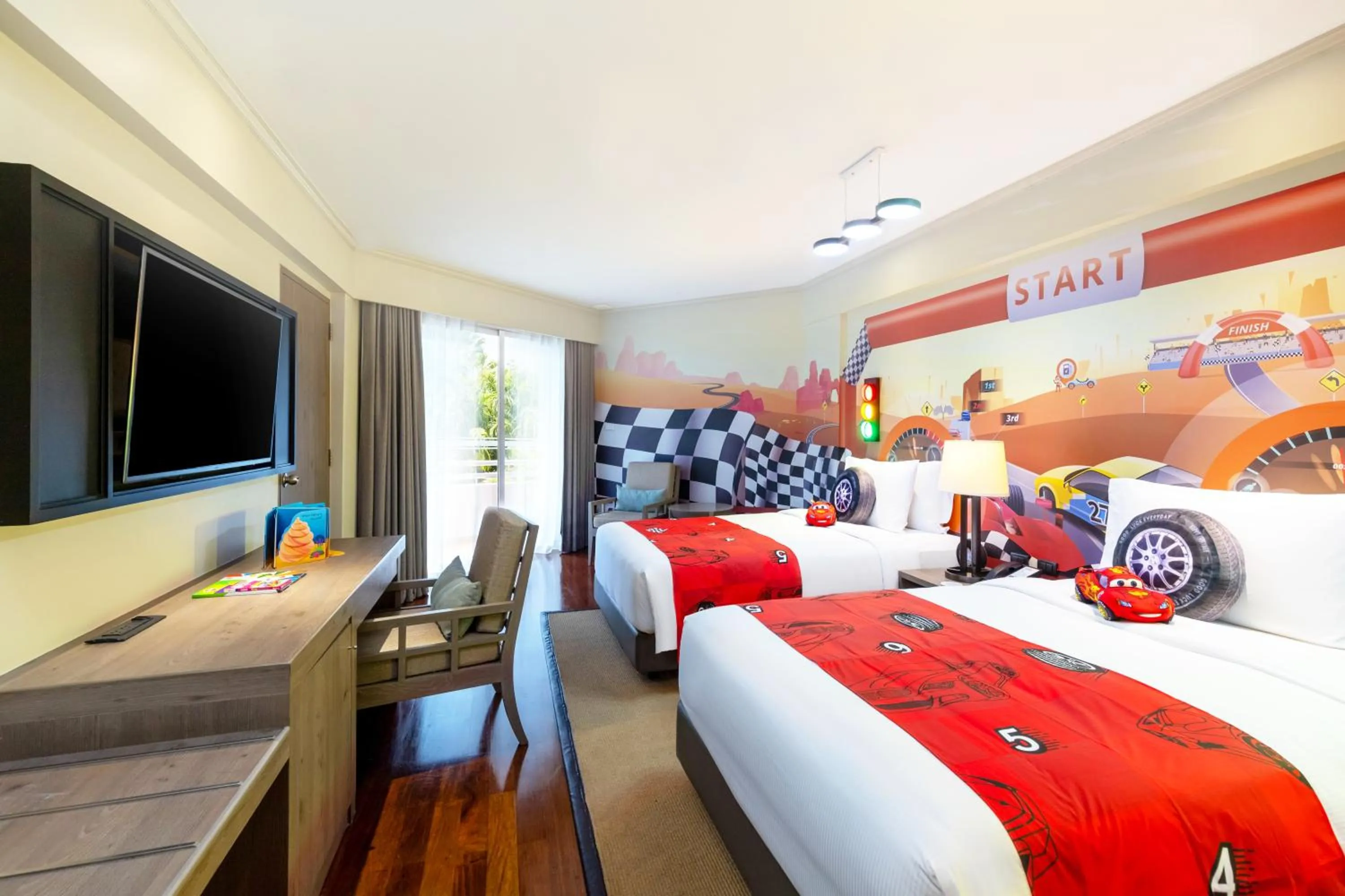 View (from property/room), Bed in Avani Pattaya Resort