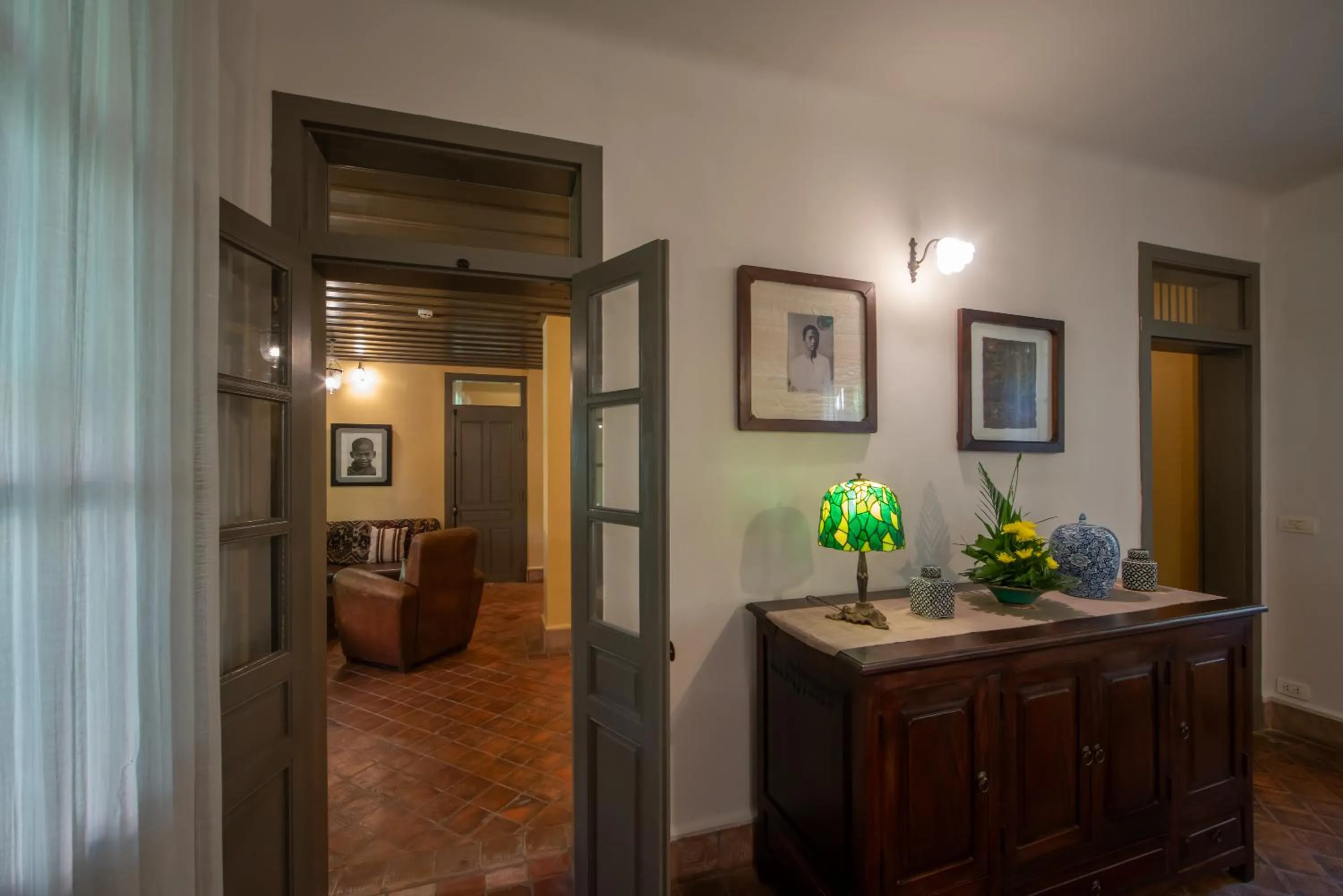 Bedroom in Satri House Hotel