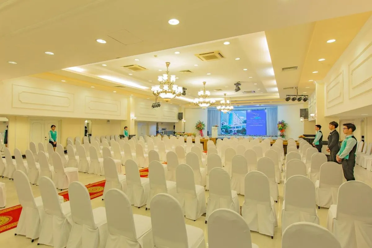 Yasaka Saigon Nha Trang Hotel & Spa