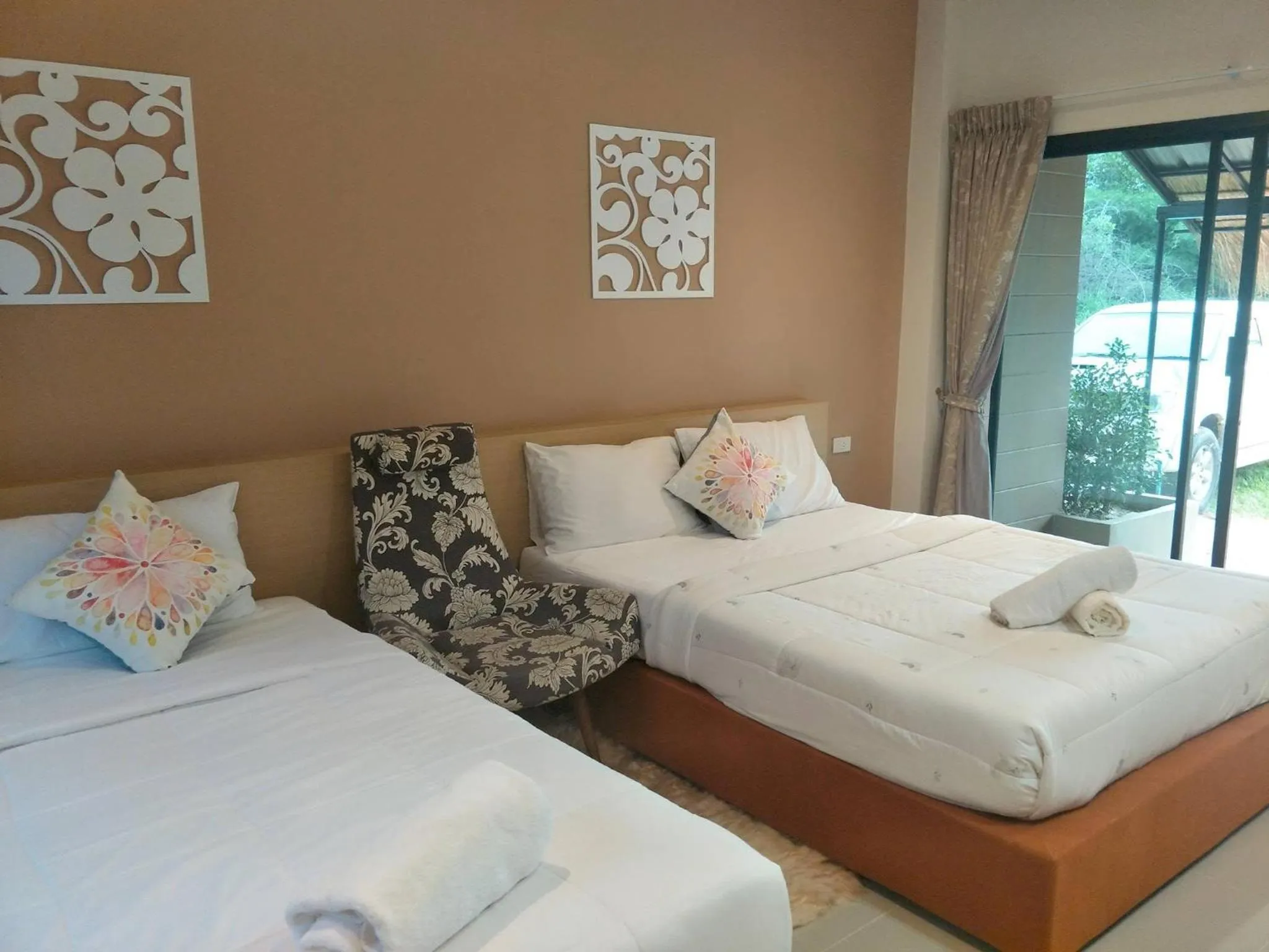 Bed in Suwi Coco Ville Resort
