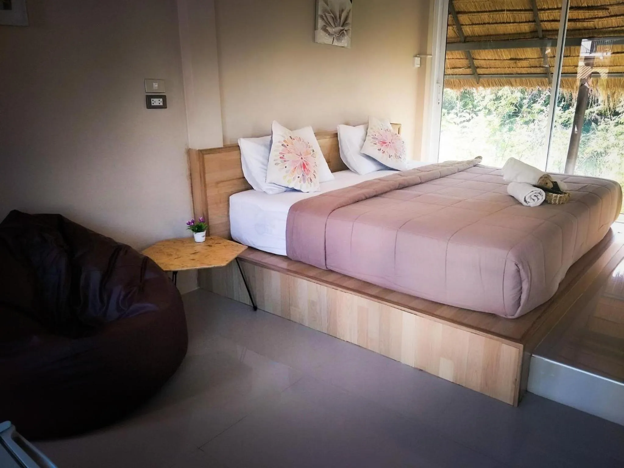 Bed in Suwi Coco Ville Resort