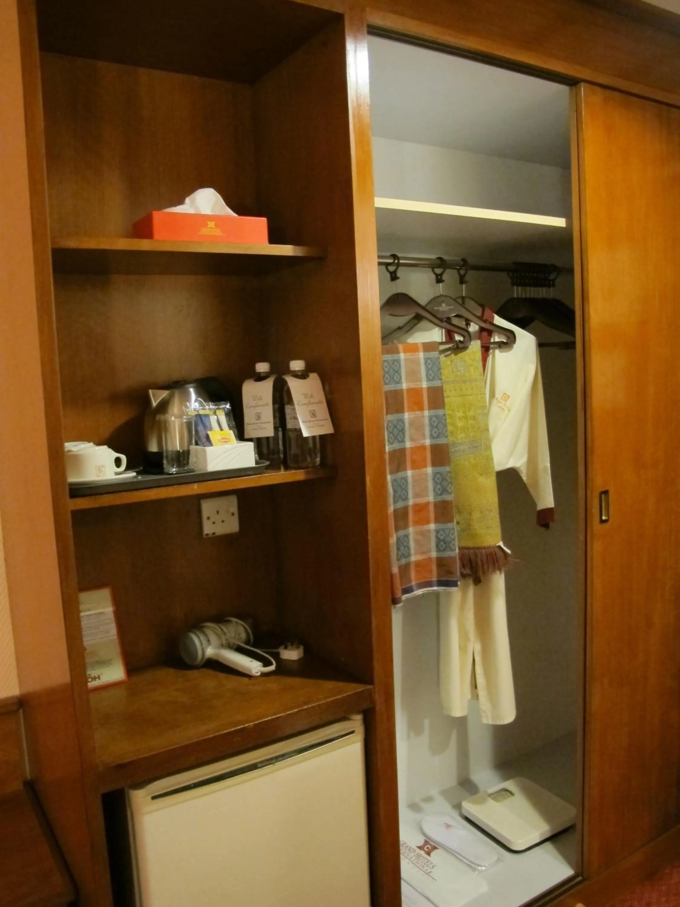 Coffee/tea facilities in Hotel Grand Continental Kuching