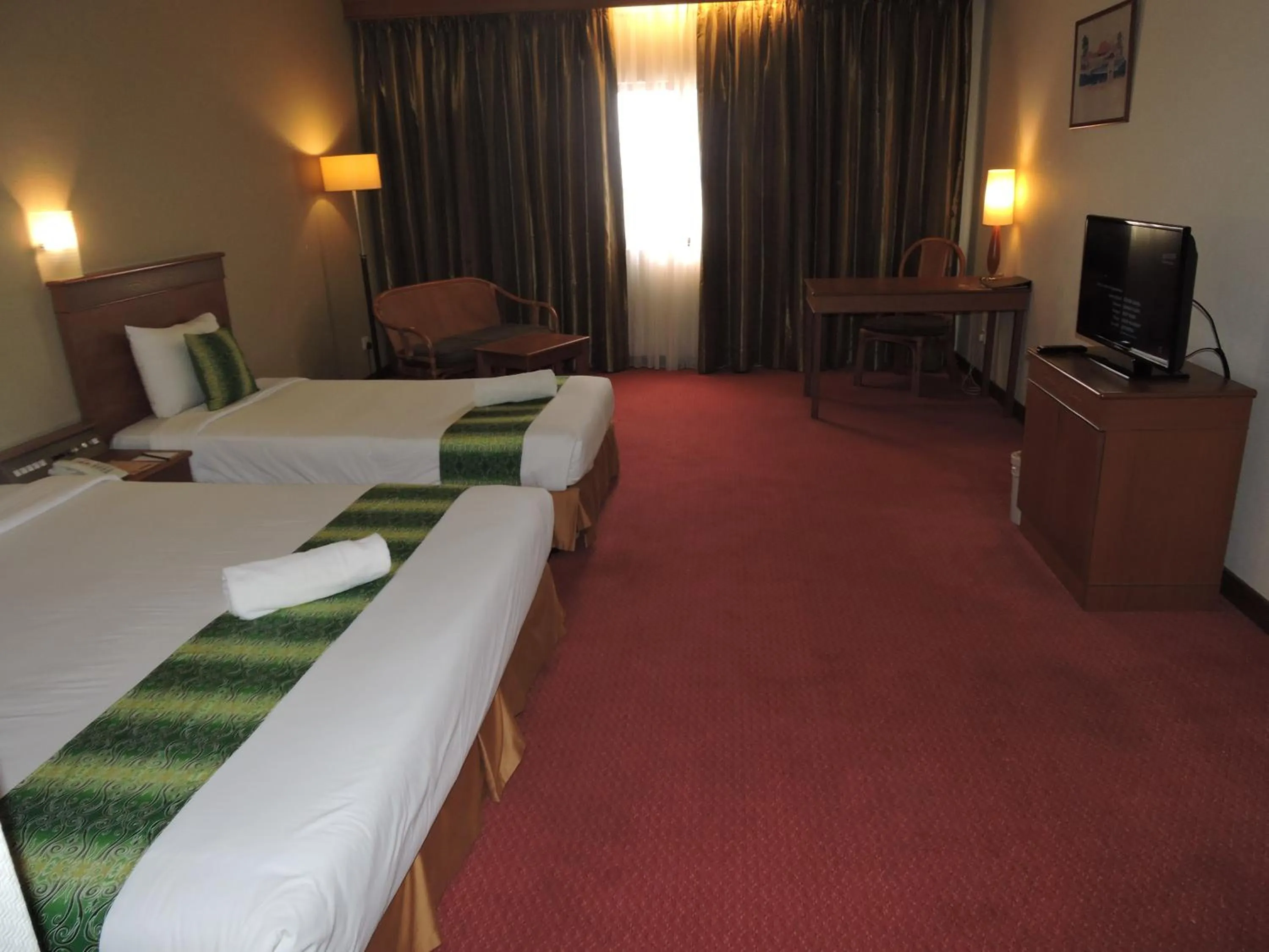 Bed in Hotel Grand Continental Kuching