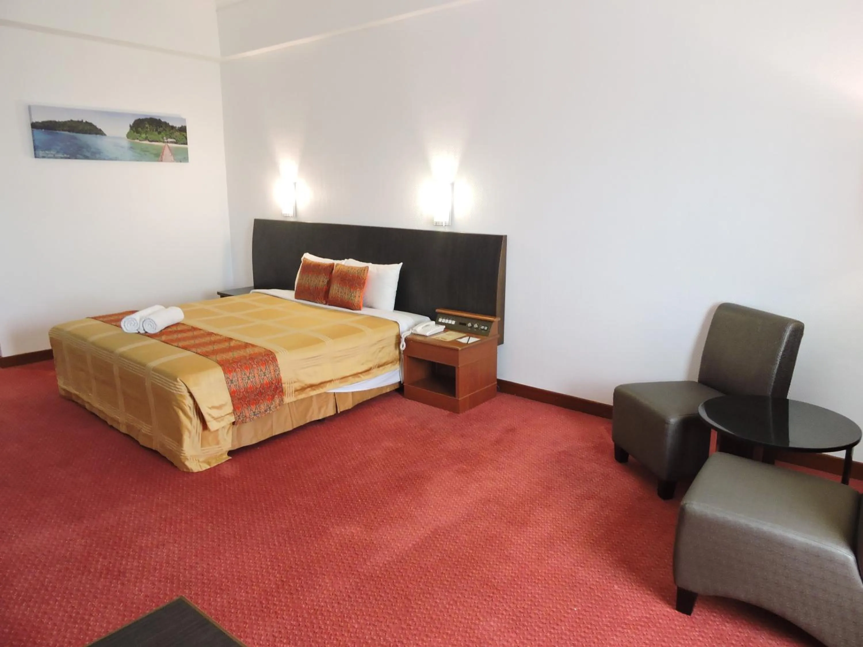 Bed in Hotel Grand Continental Kuching