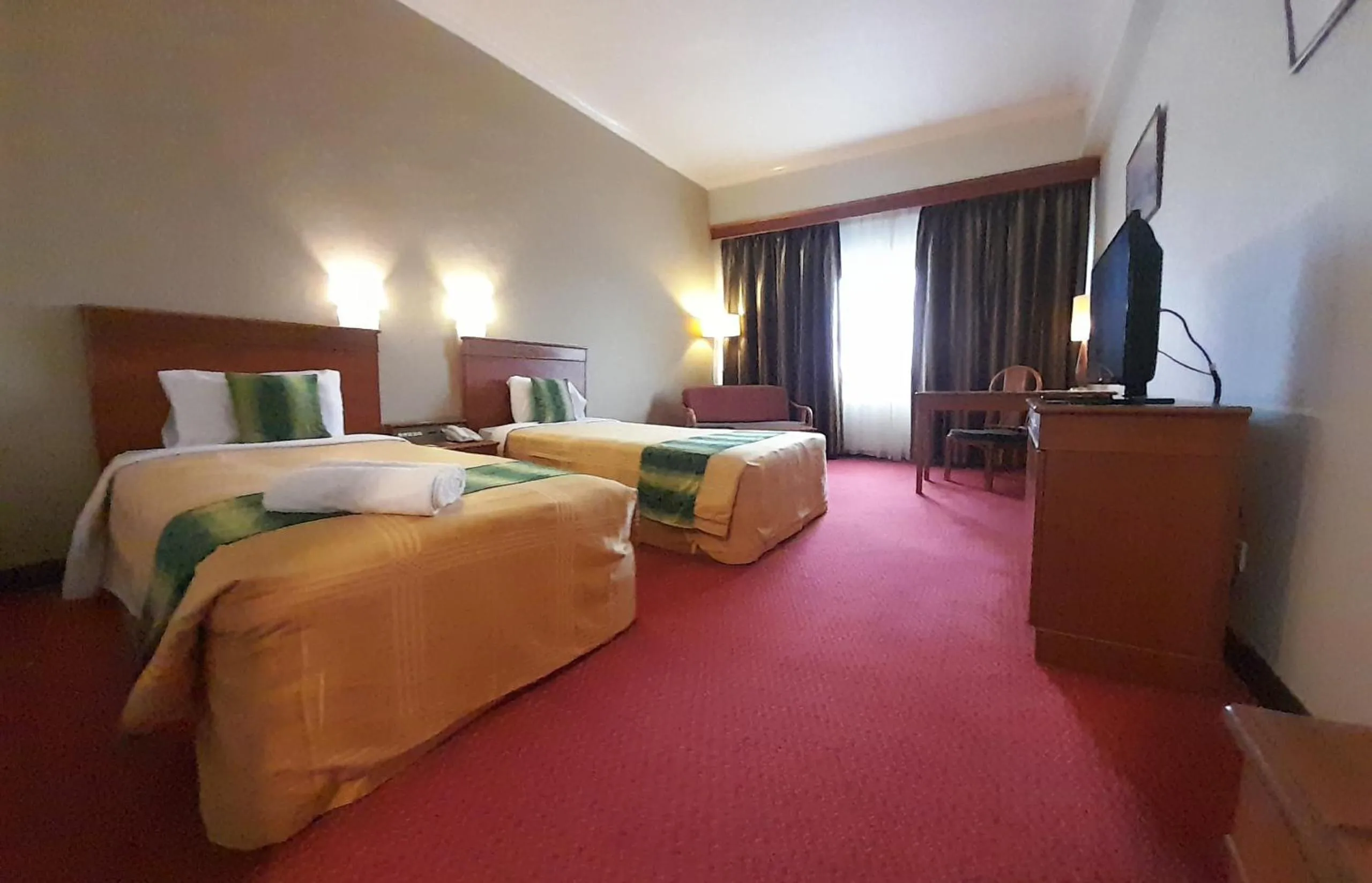 Bedroom, Bed in Hotel Grand Continental Kuching